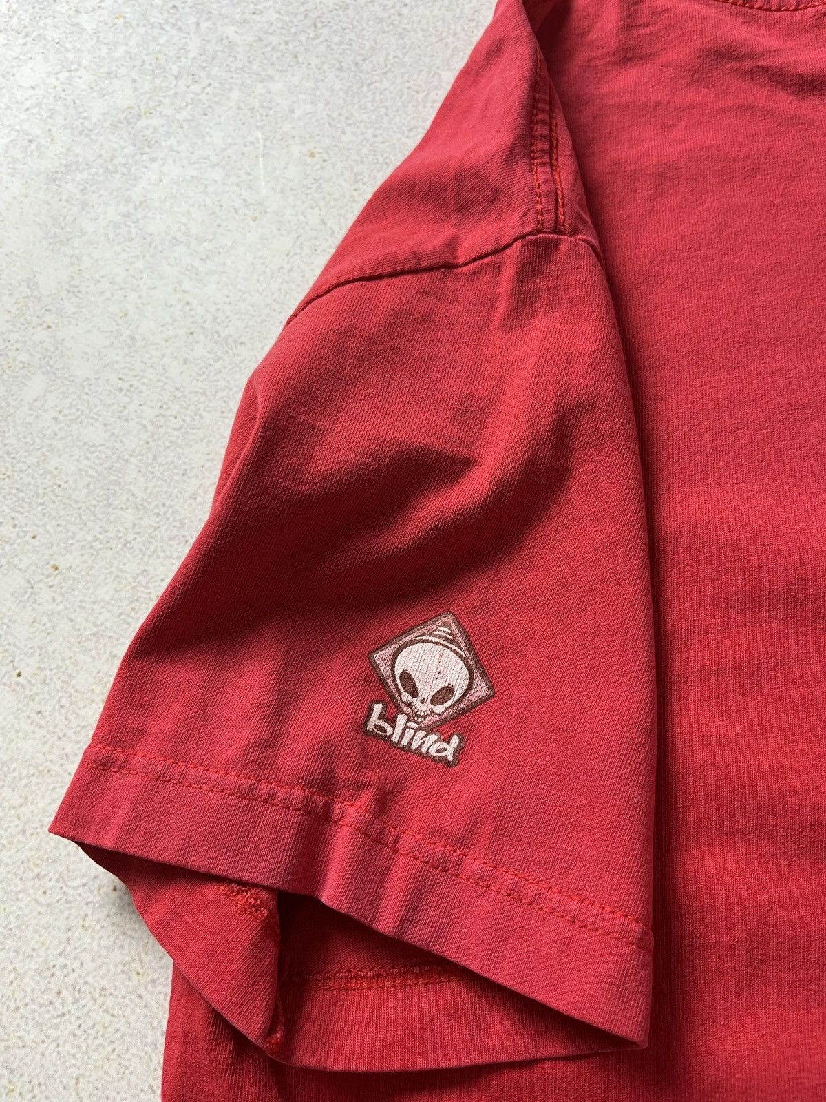Vintage Vintage 90s BLIND Mark Gonzales Skateboards Art T-Shirt Sz M Size US M / EU 48-50 / 2 - 9 Thumbnail