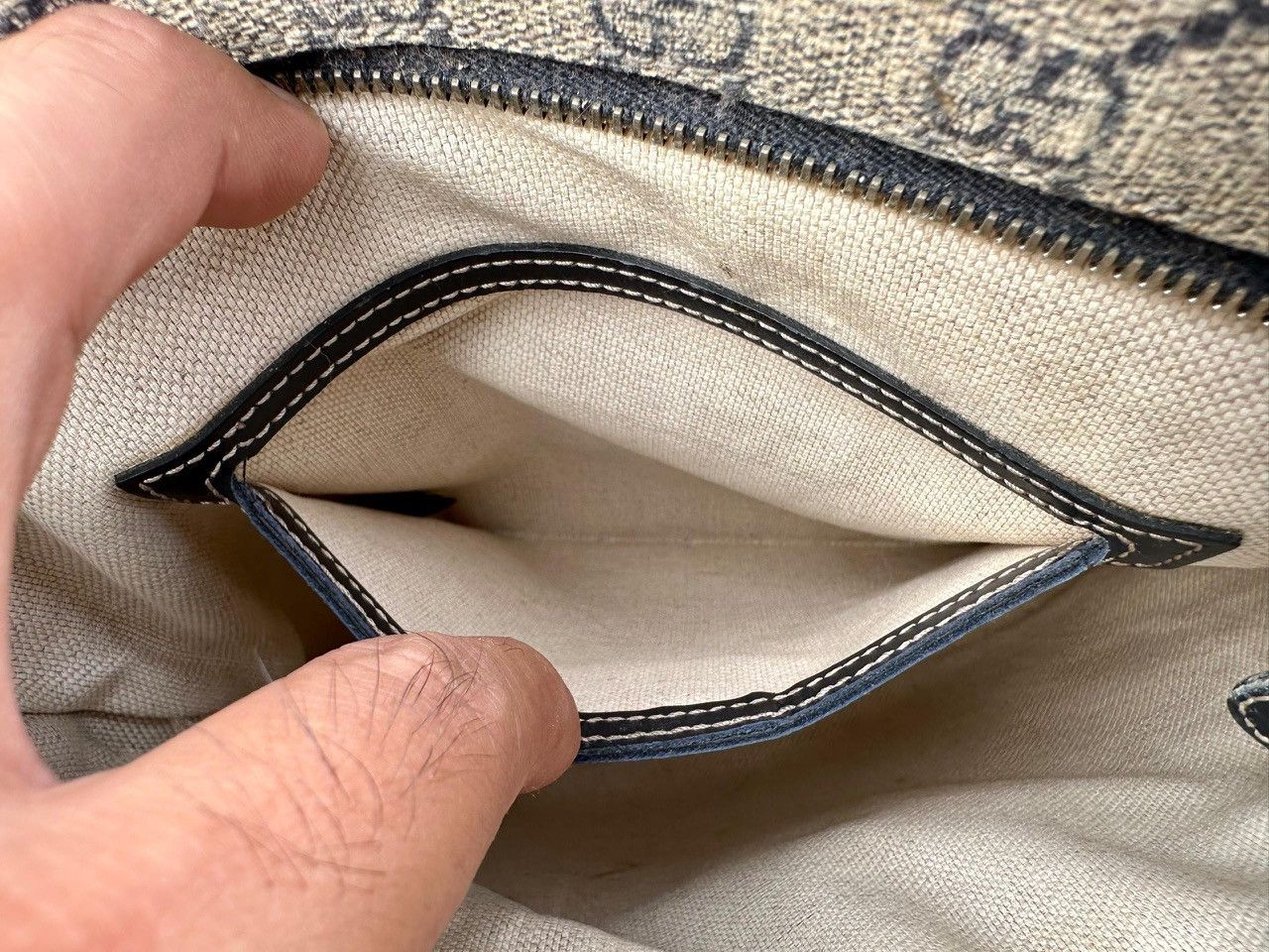 Gucci Authentic Gucci GG Supreme Medium Crossbody Bag Size ONE SIZE - 6 Thumbnail