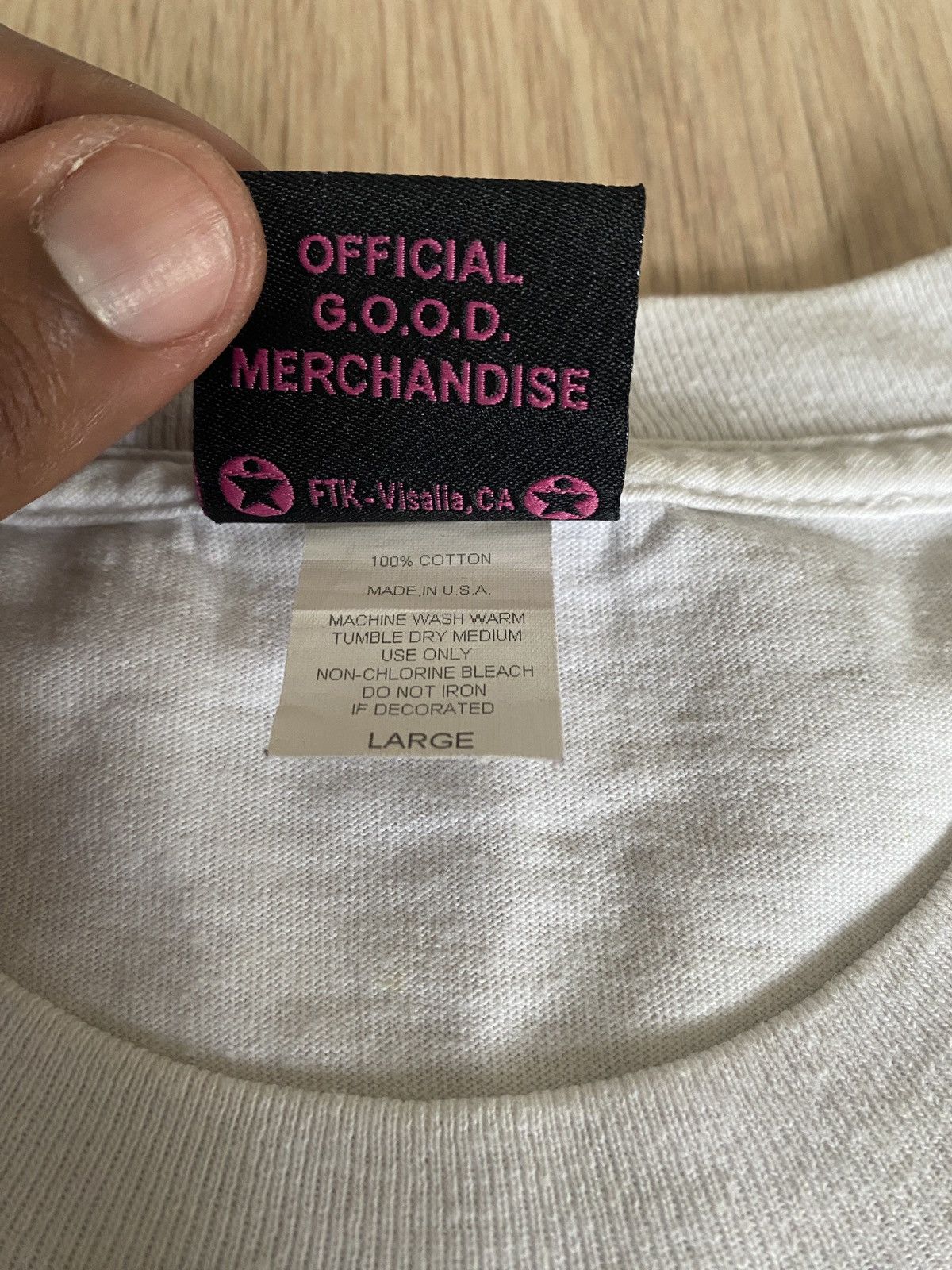 Other Good music t shit Size US L / EU 52-54 / 3 - 4 Thumbnail