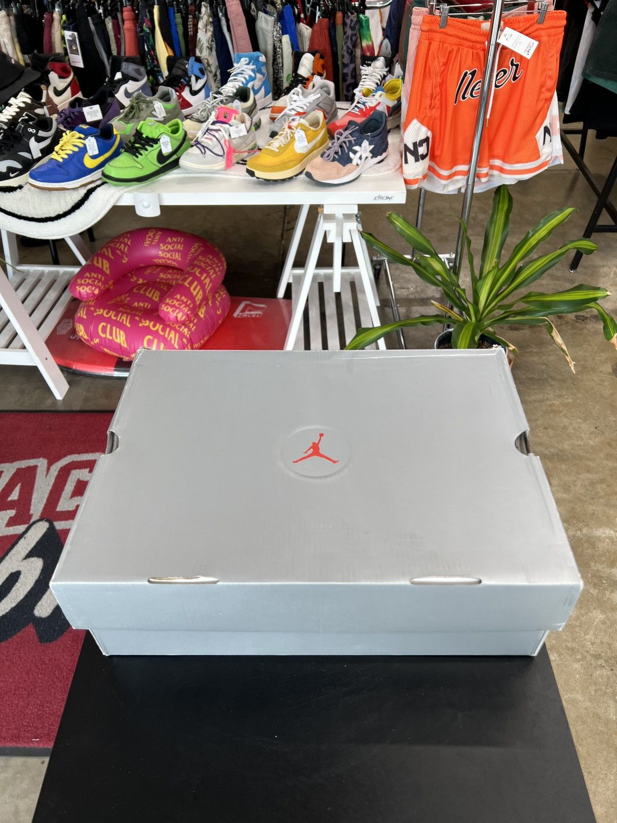 Air Jordan 13 Black Hyper Royal Sz. 12 (2020)