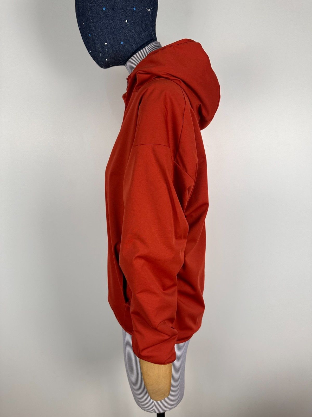 Uniqlo Uniqlo Womens Warm Jacket Hooded Red Size XS Size XS / US 0-2 / IT 36-38 - 4 Thumbnail