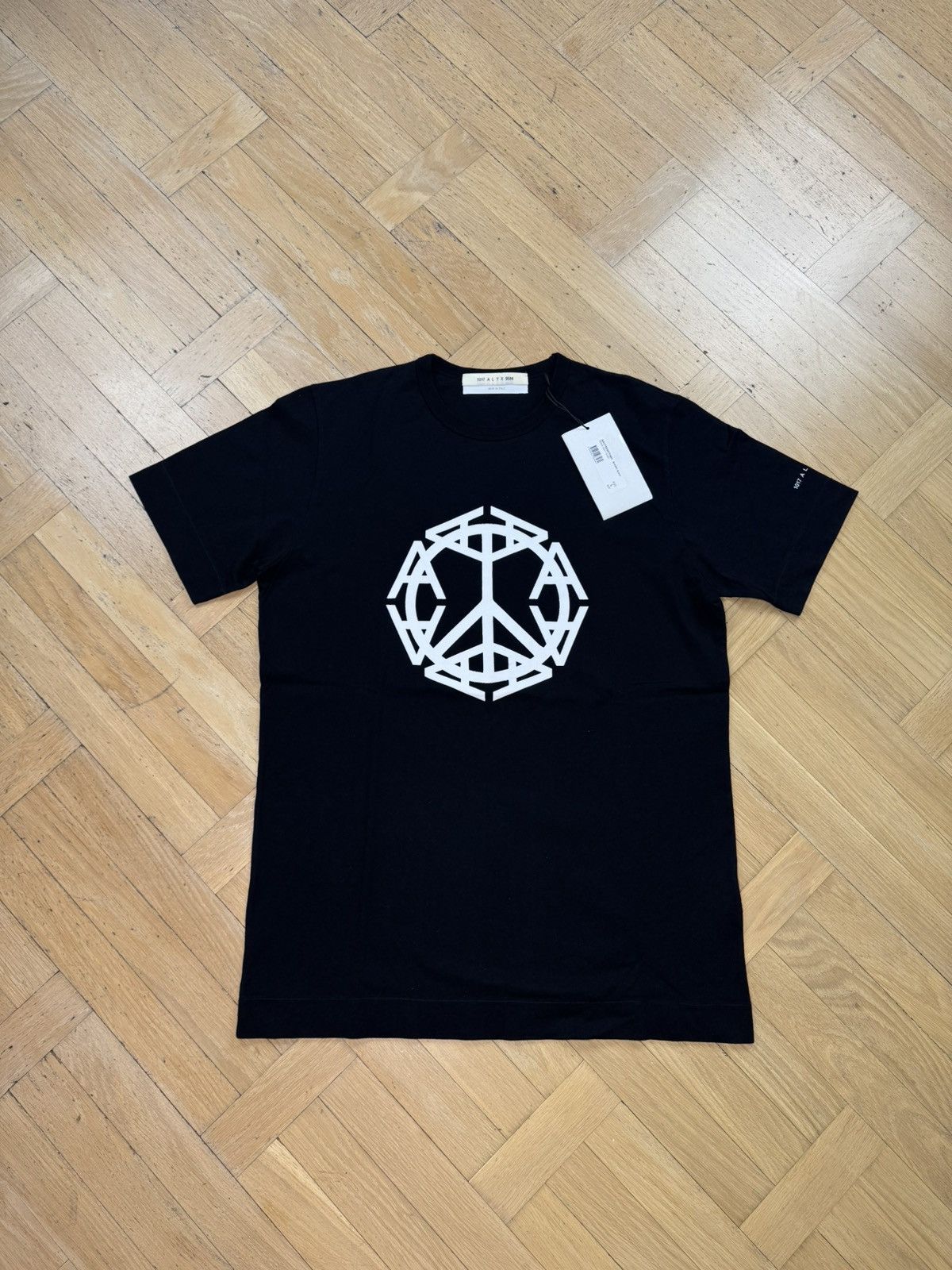 Alyx 1017 ALYX 9SM PEACE SIGN TEE SS23 Size US L / EU 52-54 / 3 - 1 Thumbnail