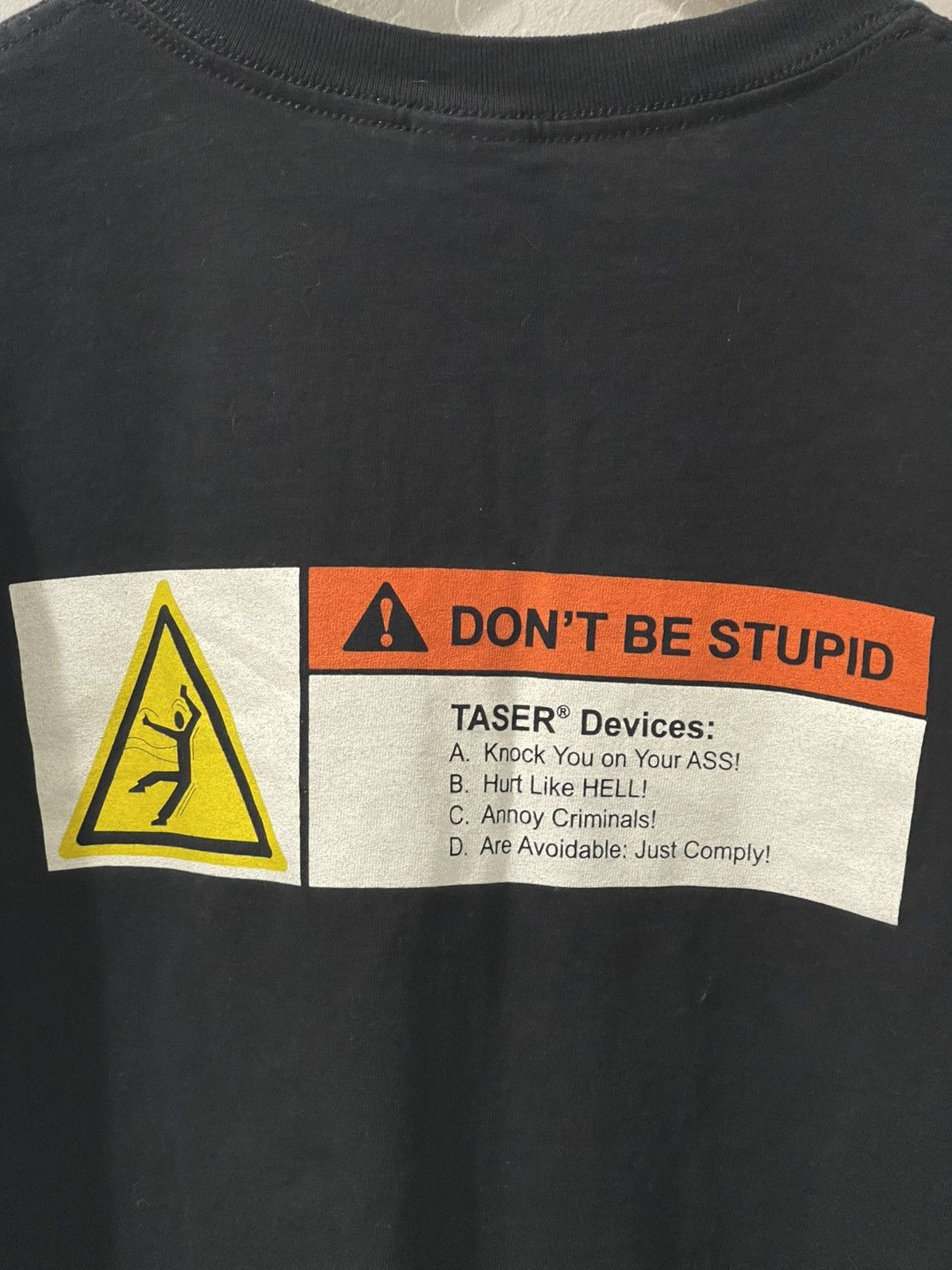 Gildan × Vintage Vintage Taser International “Warning Label” Hazard Shirt 2XL Size US XXL / EU 58 / 5 - 5 Thumbnail