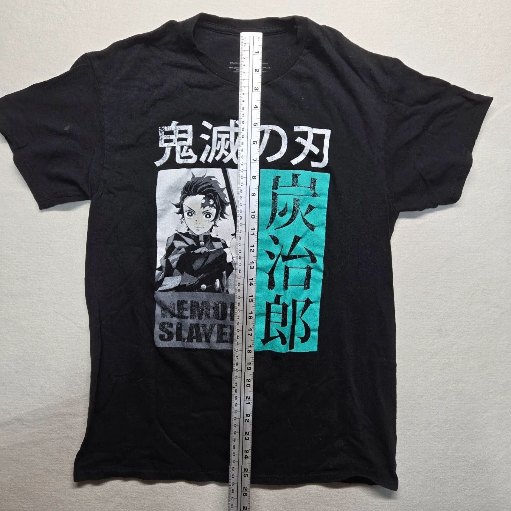 Vintage Demon Slayer Tanjiro Kamado Graphic Tee Men’s Adult Medium Faded Black Anime T-Shirt Size US M / EU 48-50 / 2 - 6 Thumbnail