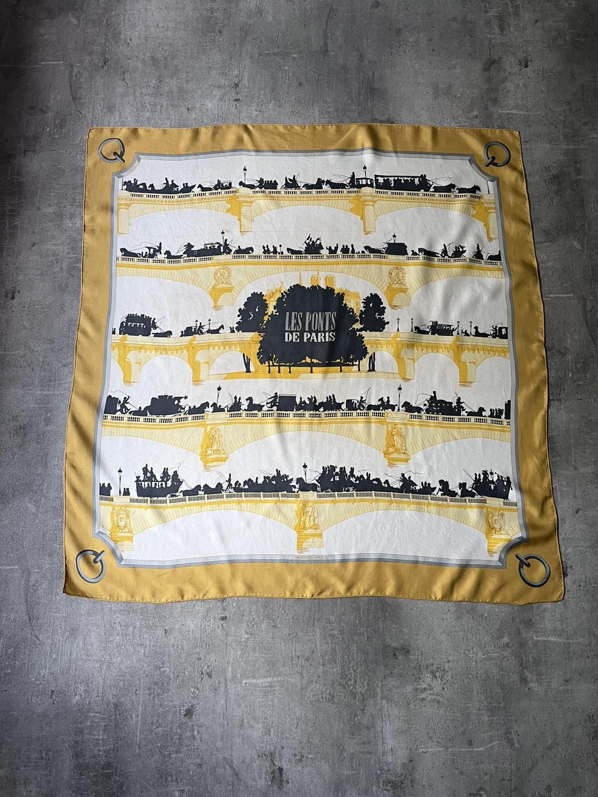 Hermes Hermes ''Le Ponts de Paris'' silk scarf yellow rare Size ONE SIZE - 2 Thumbnail