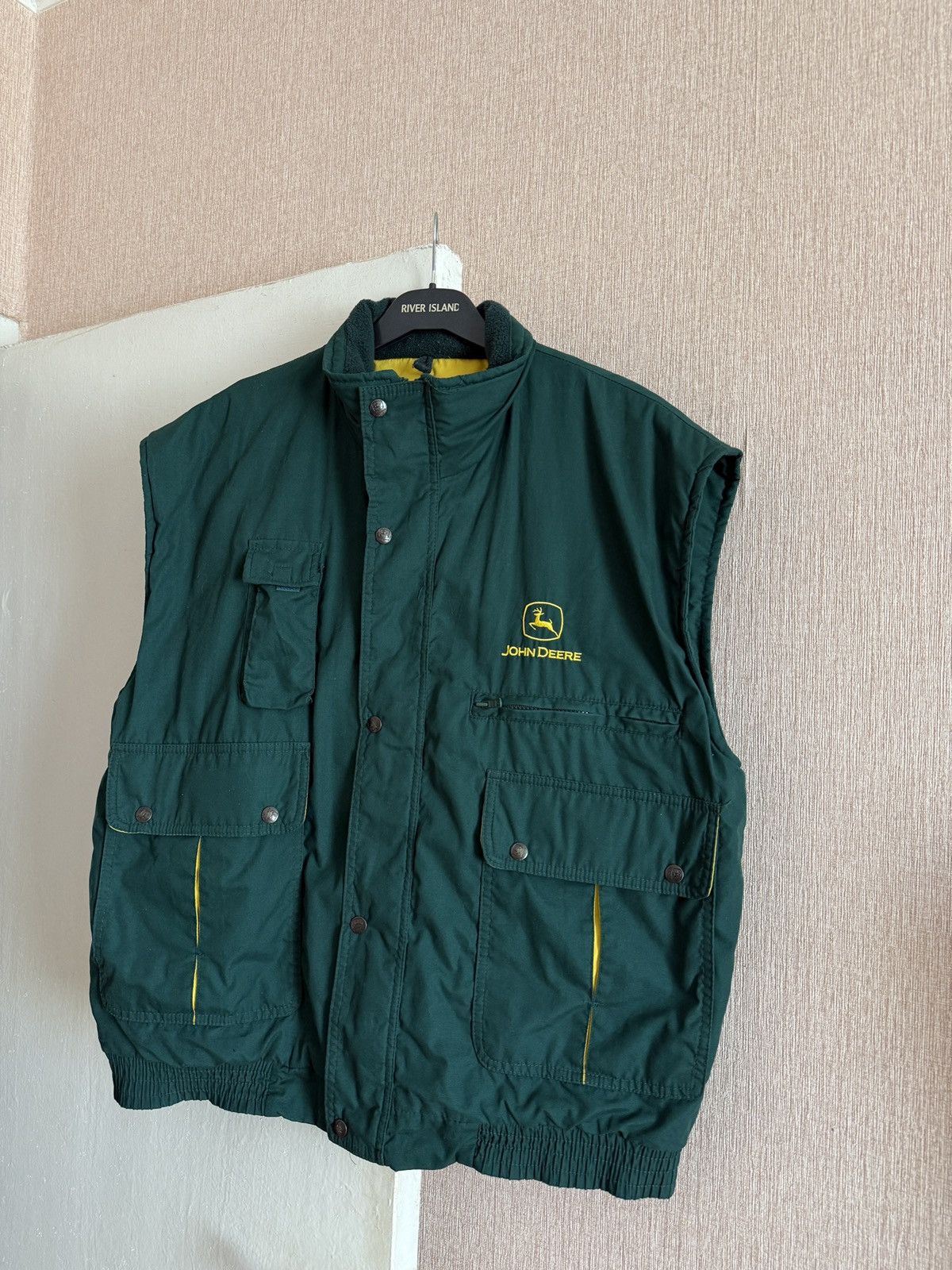 John Deere Vintage John Deere Quilted Vest Green Workwear Logo Pockets Size US XL / EU 56 / 4 - 3 Thumbnail