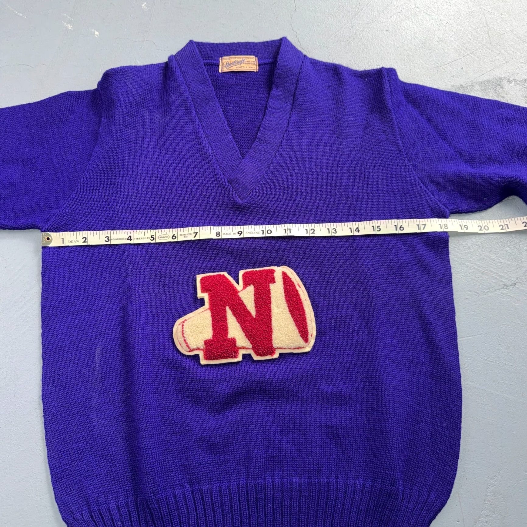 Vintage VINTAGE Sportcraft Knitting Cardigan Purple Wool College School Varsity Pullover Sweater Mens M Long Sleeve Size US M / EU 48-50 / 2 - 5 Thumbnail