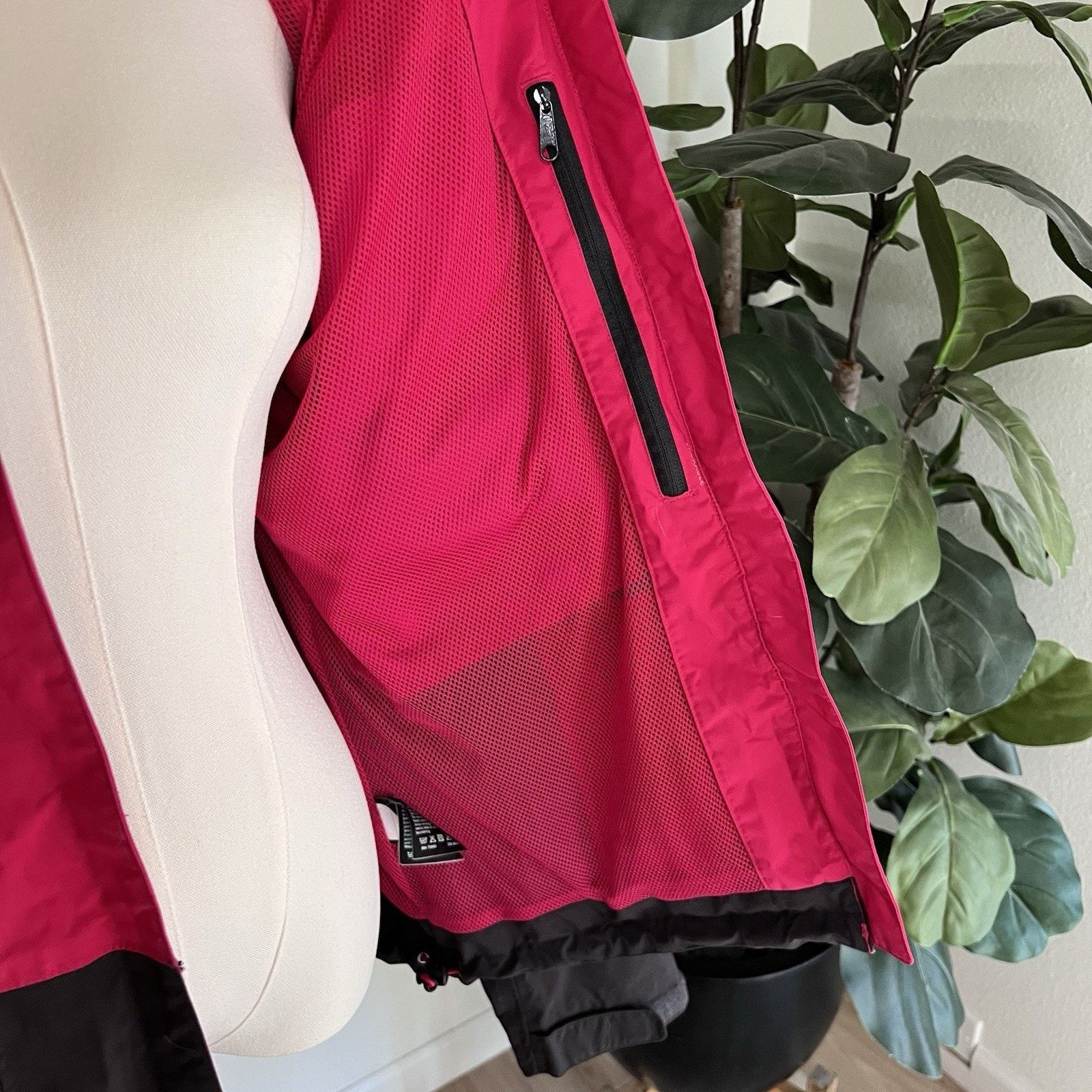 Helly Hansen Helly Hansen Vancouver Rain Jacket (L) Women Hooded Pink Size L / US 10 / IT 46 - 6 Thumbnail