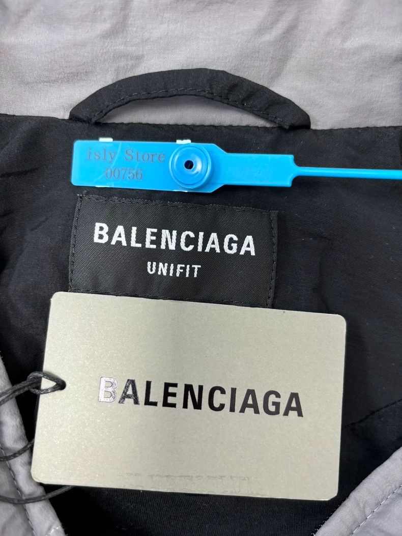 Balenciaga Balenciaga Football Sporty B logo padded jacket jacket Size US M / EU 48-50 / 2 - 4 Thumbnail