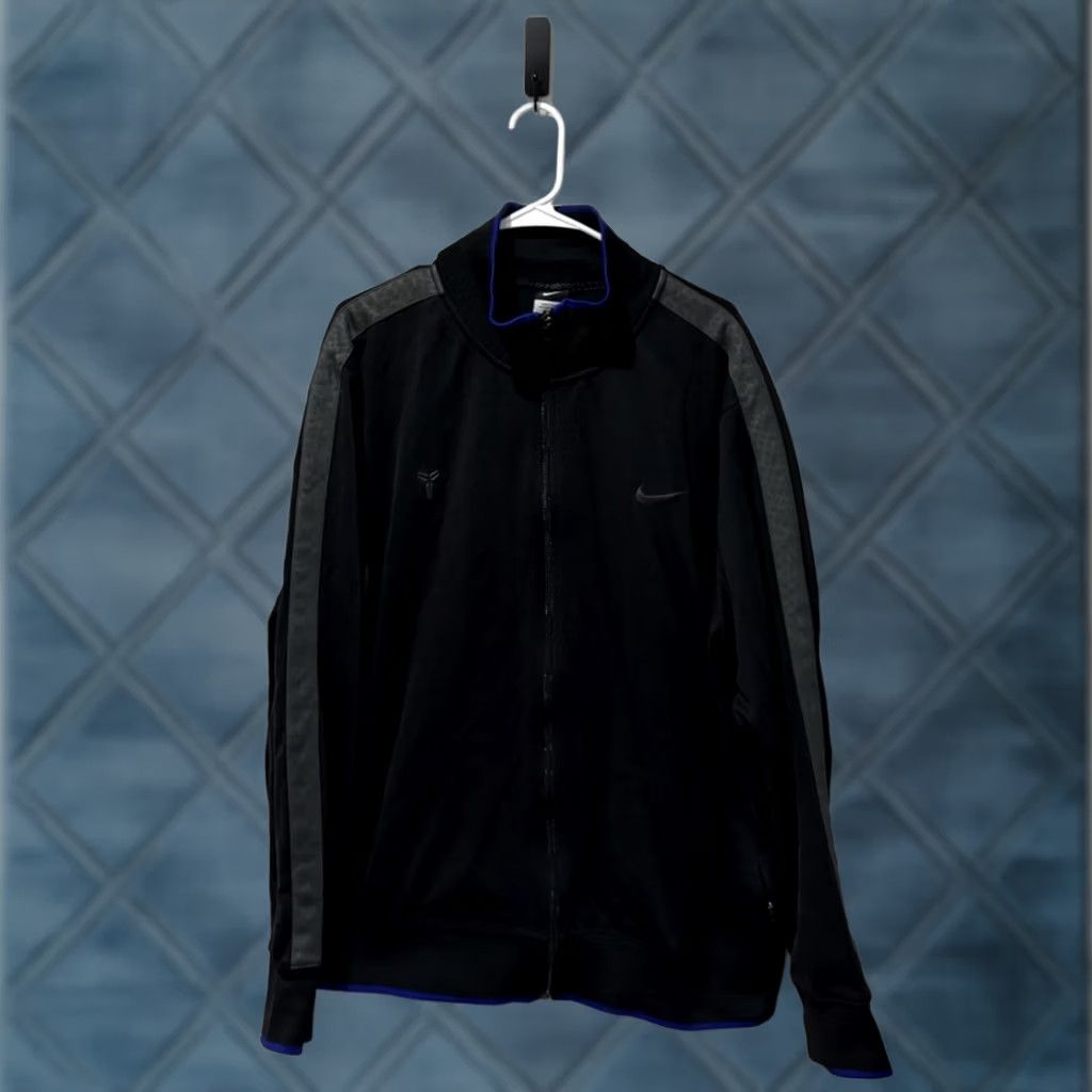 Nike VINTAGE Nike Kobe Bryant Black Mamba Venomenon Full Zip Jacket 2XL Mens Black Size US XXL / EU 58 / 5 - 1 Thumbnail