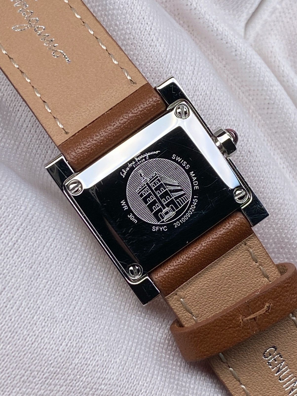 Salvatore Ferragamo Ferragamo Square Brown Leather Strap Watch 19mm Size ONE SIZE - 10 Thumbnail