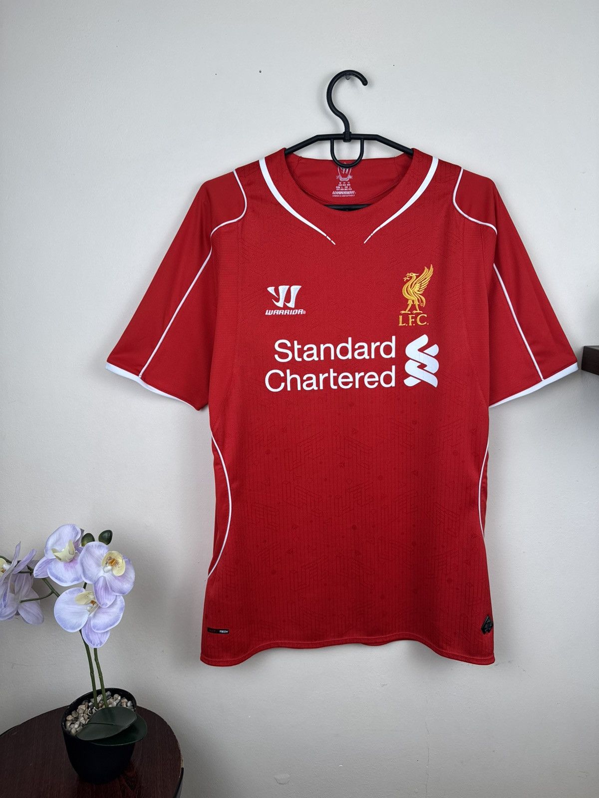 Warrior Warriors L. F. C. Liverpool Jersey 2014-2015 Soccer Red M Size US M / EU 48-50 / 2 - 4 Thumbnail