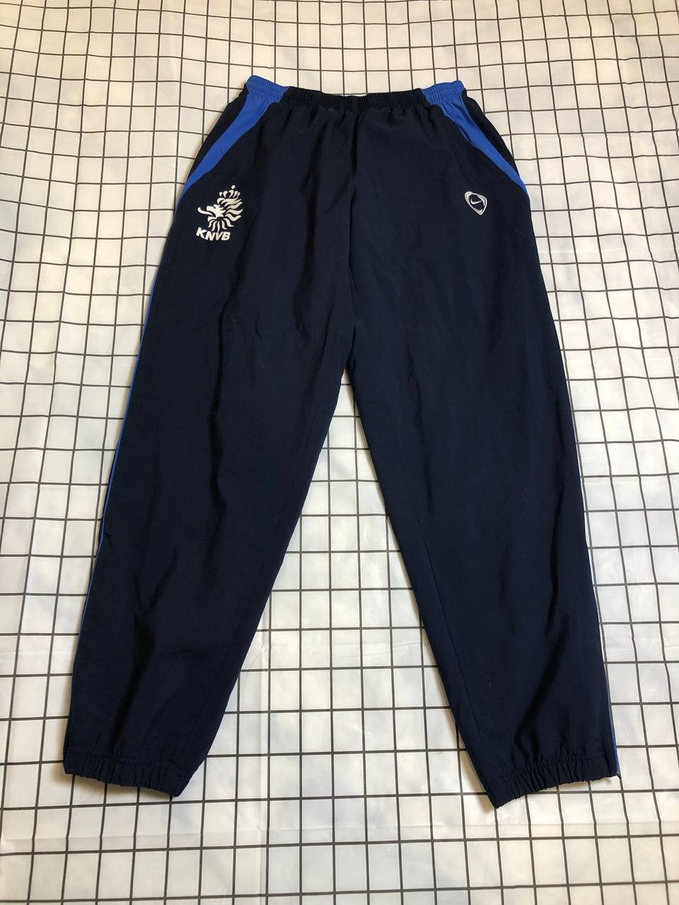 Nike Vintage Nike Track Pants 00s Nylon Swoosh Y2K Size US 34 / EU 50 - 1 Thumbnail