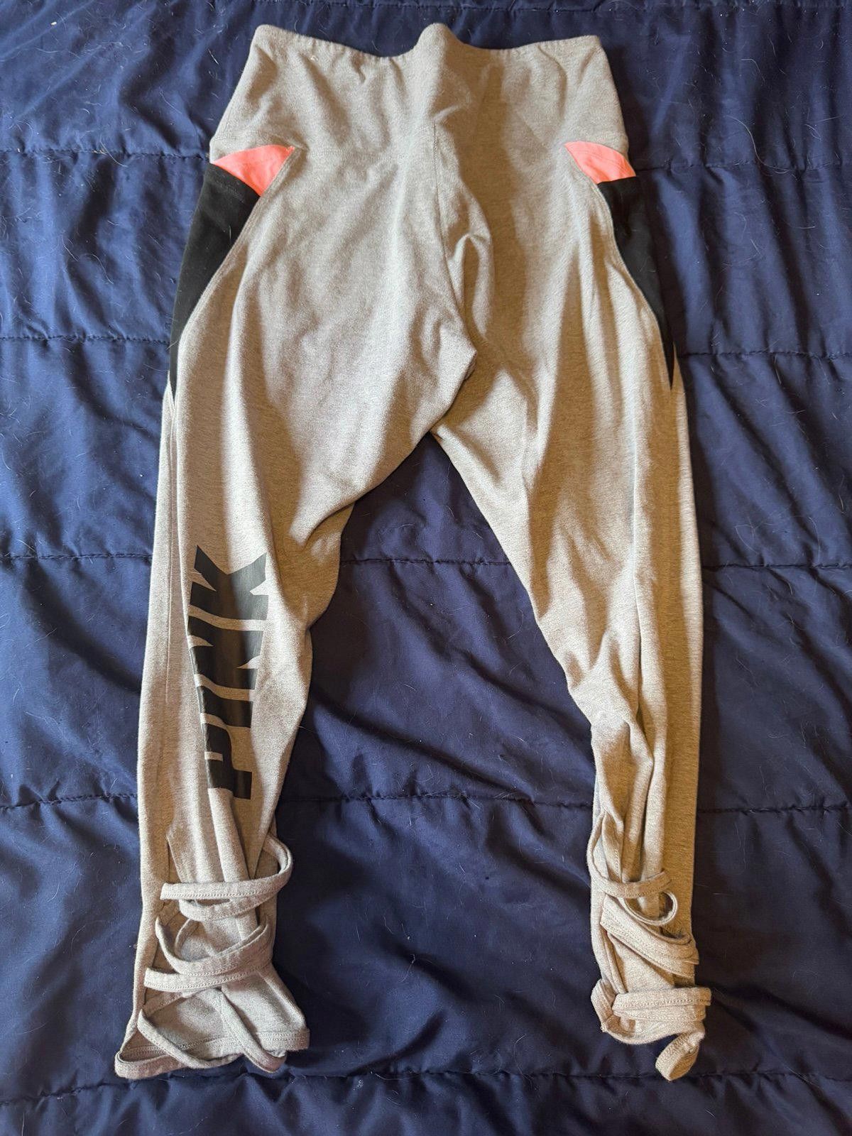Pink Victoria’s Secret PINK Large Leggings Gray Size 36" / US 14 / IT 50 - 2 Thumbnail