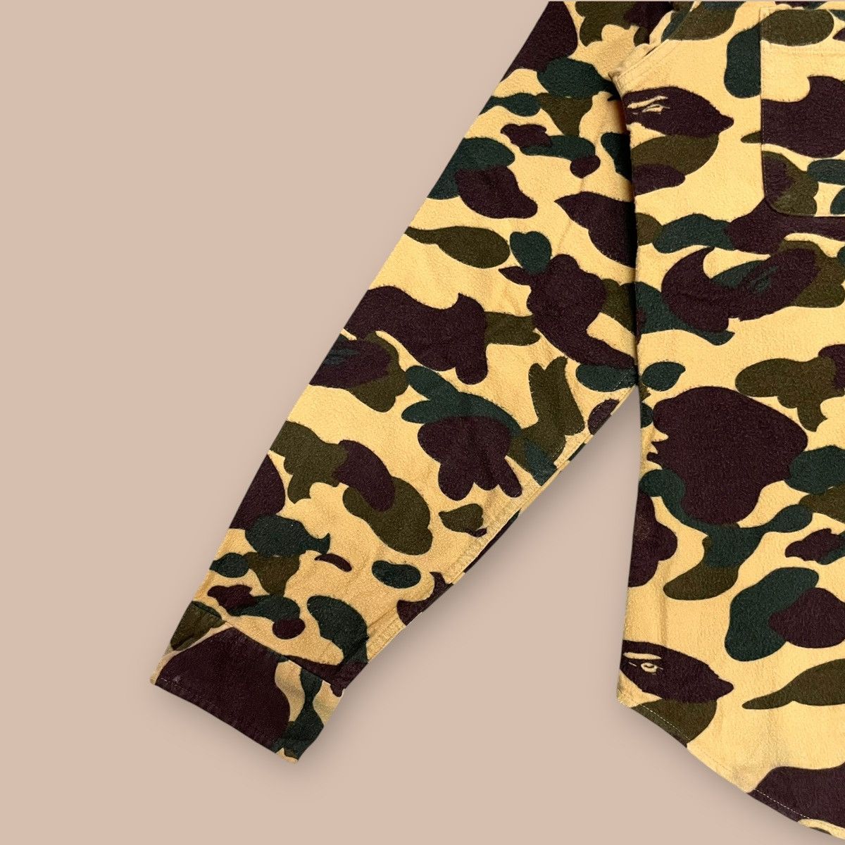 Bape OG90s Bape 1st Camo L/S Button-up Shirt Size US L / EU 52-54 / 3 - 6 Thumbnail