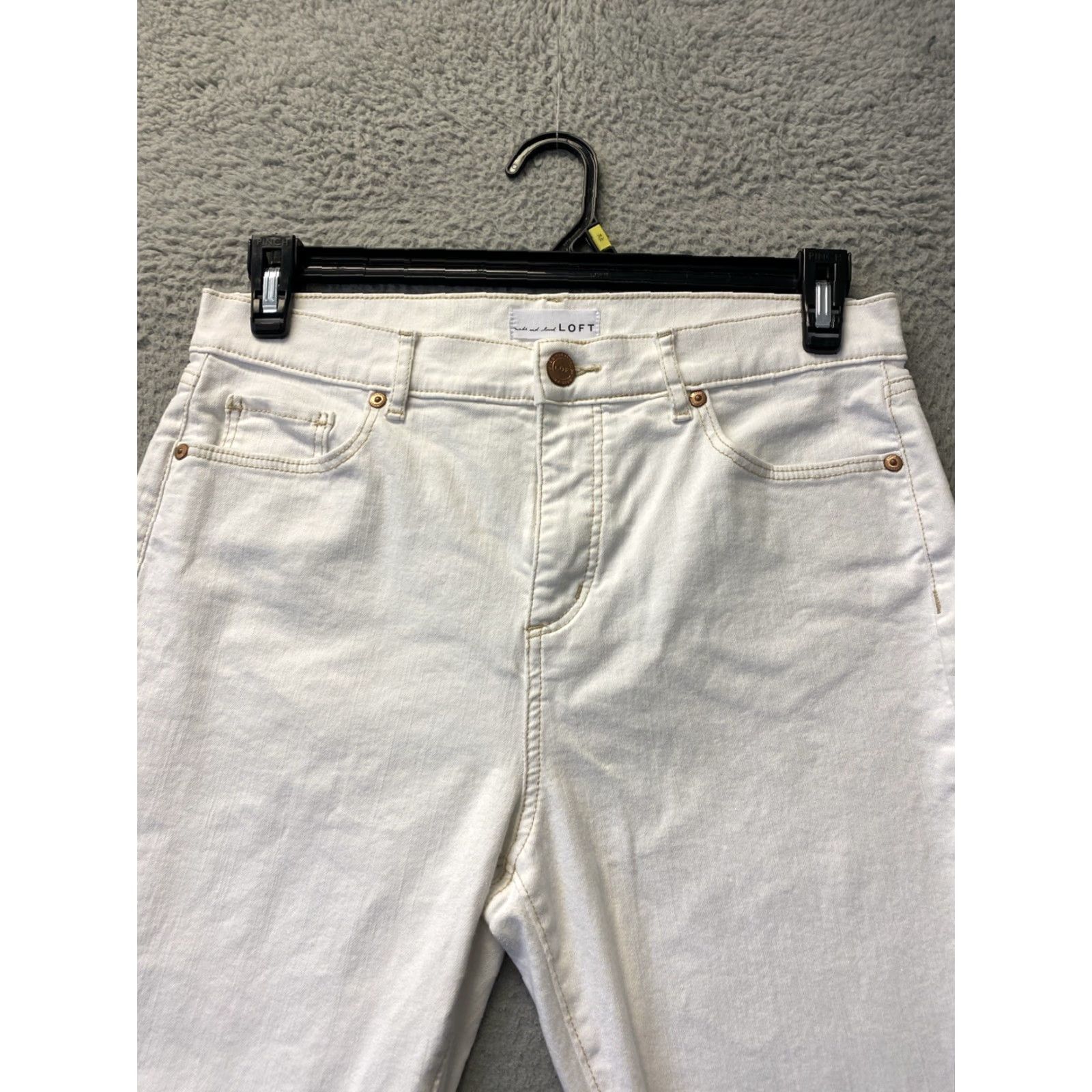 Loft LOFT Jeans Cropped White Stretch Denim Womens 30 / 10 Regular Inseam 24.5 in Zip Mid Rise Mens? Wait. Correction. End. Size 32" / US 10 / IT 46 - 2 Thumbnail