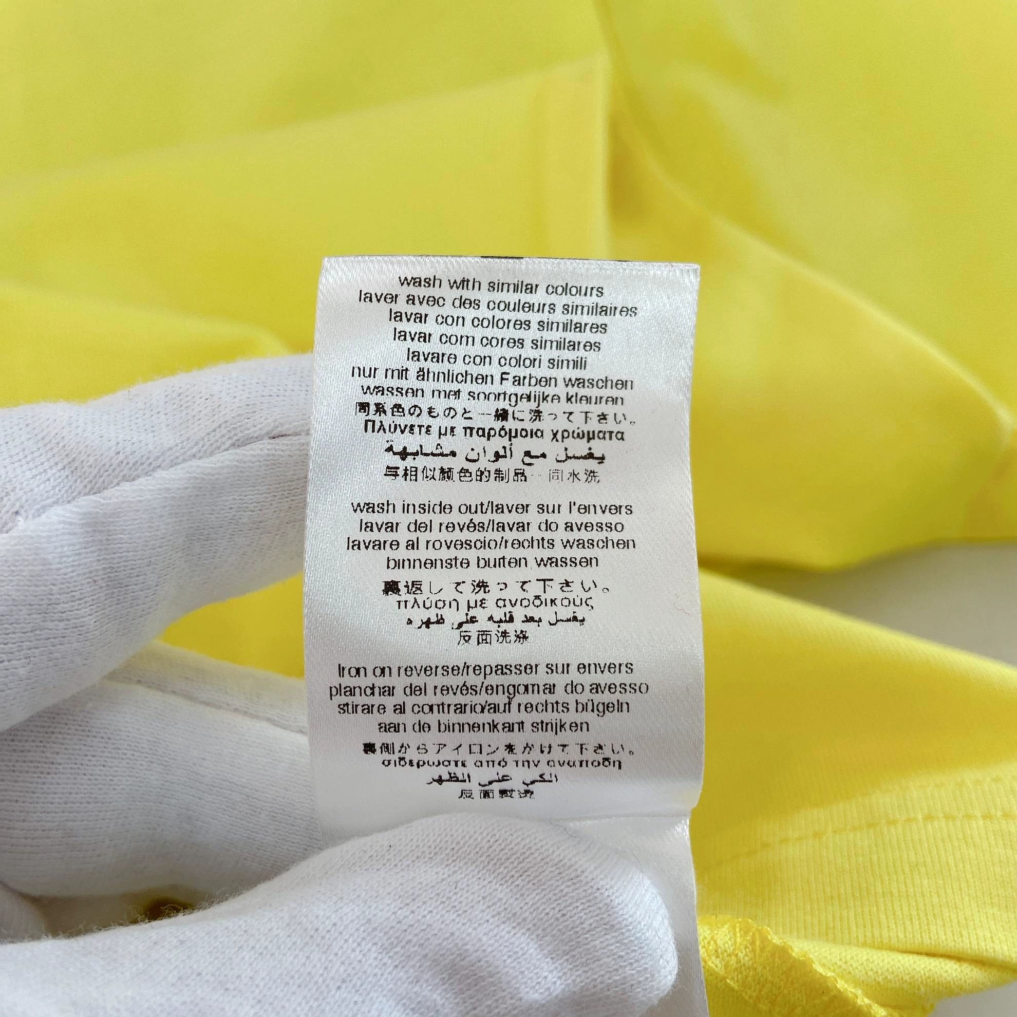 Givenchy Givenchy Yellow Logo 12+ Tee Size XXS / US 00 / IT 34 - 8 Thumbnail