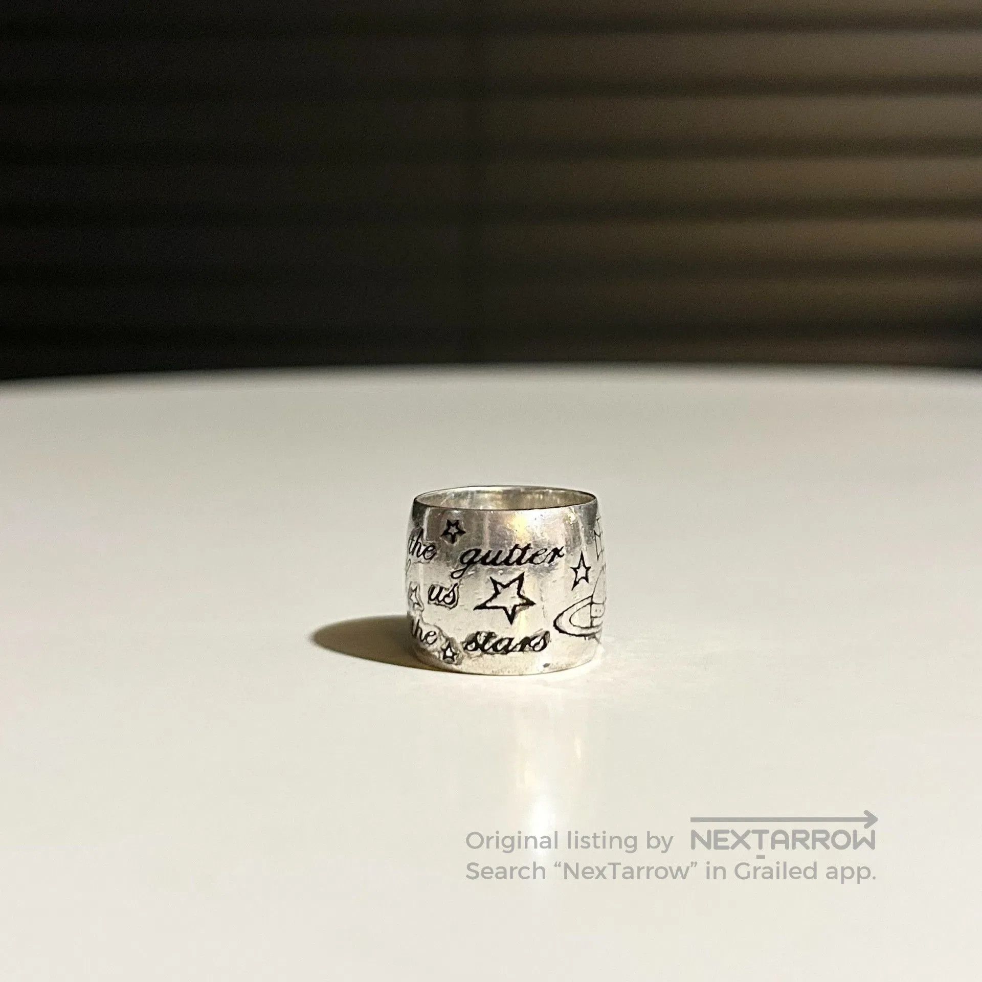 Vivienne Westwood Vivienne Westwood Star Saturn Oscar Wilde Ring. Size ONE SIZE - 4 Thumbnail
