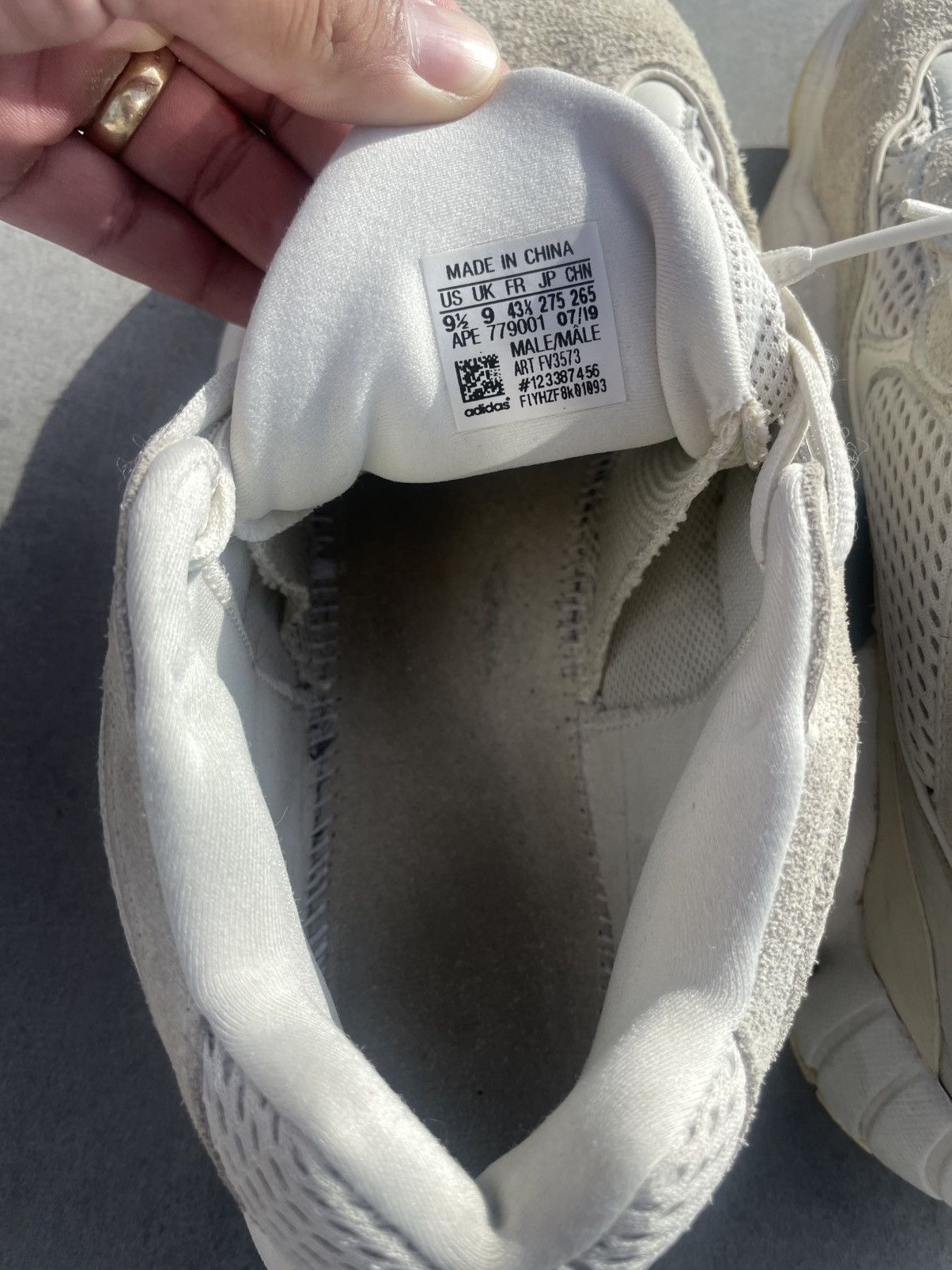Yeezy Yeezy 500 Bone (2019) Size US 9.5 / EU 42-43 - 8 Thumbnail