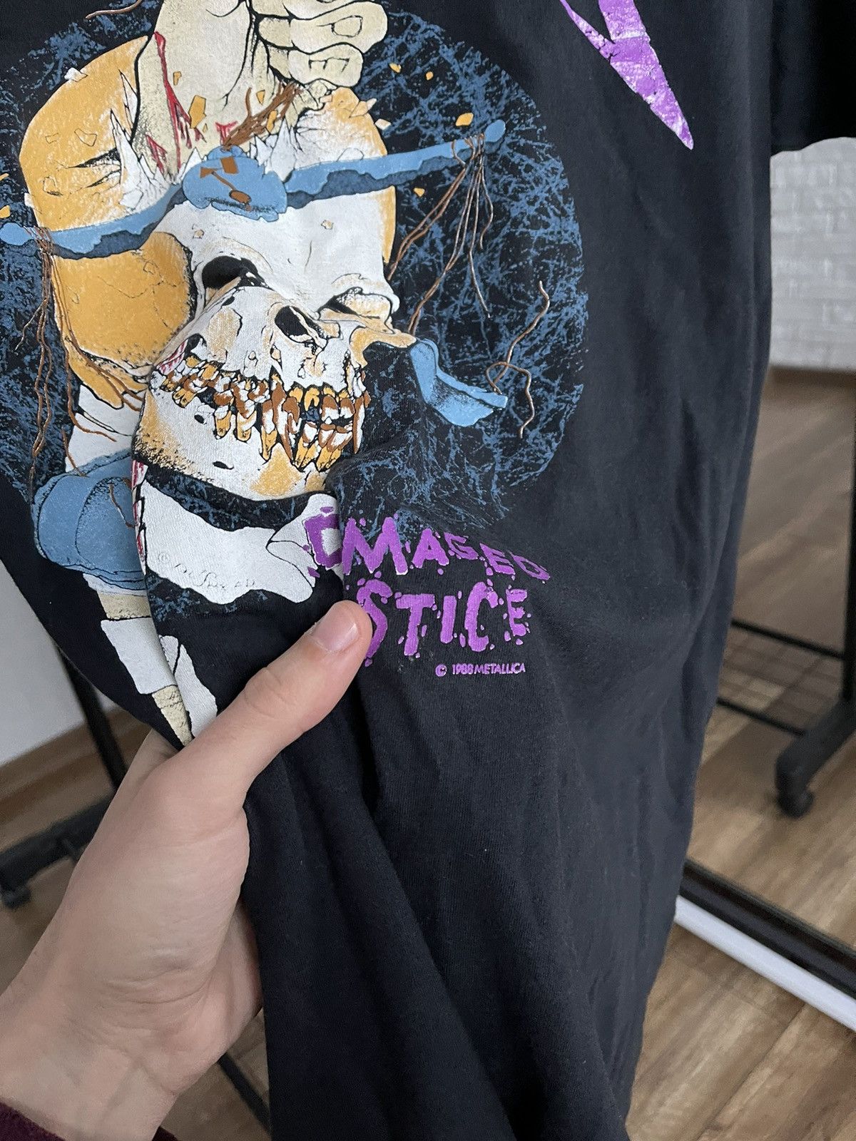 Band Tees 1988 Metallica Damaged Justice Hammer Vintage Band T-Shirt Size US L / EU 52-54 / 3 - 10 Thumbnail