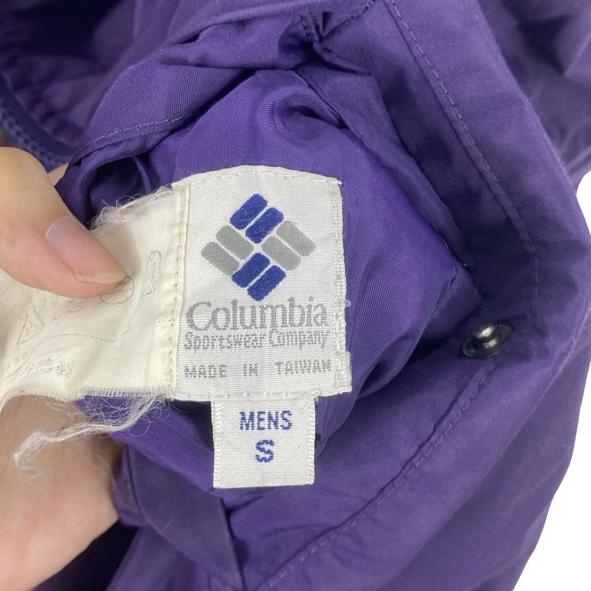 Columbia Vintage 90s COLUMBIA SPORTSWEAR Puffer Vest Jacket Size US S / EU 44-46 / 1 - 9 Thumbnail