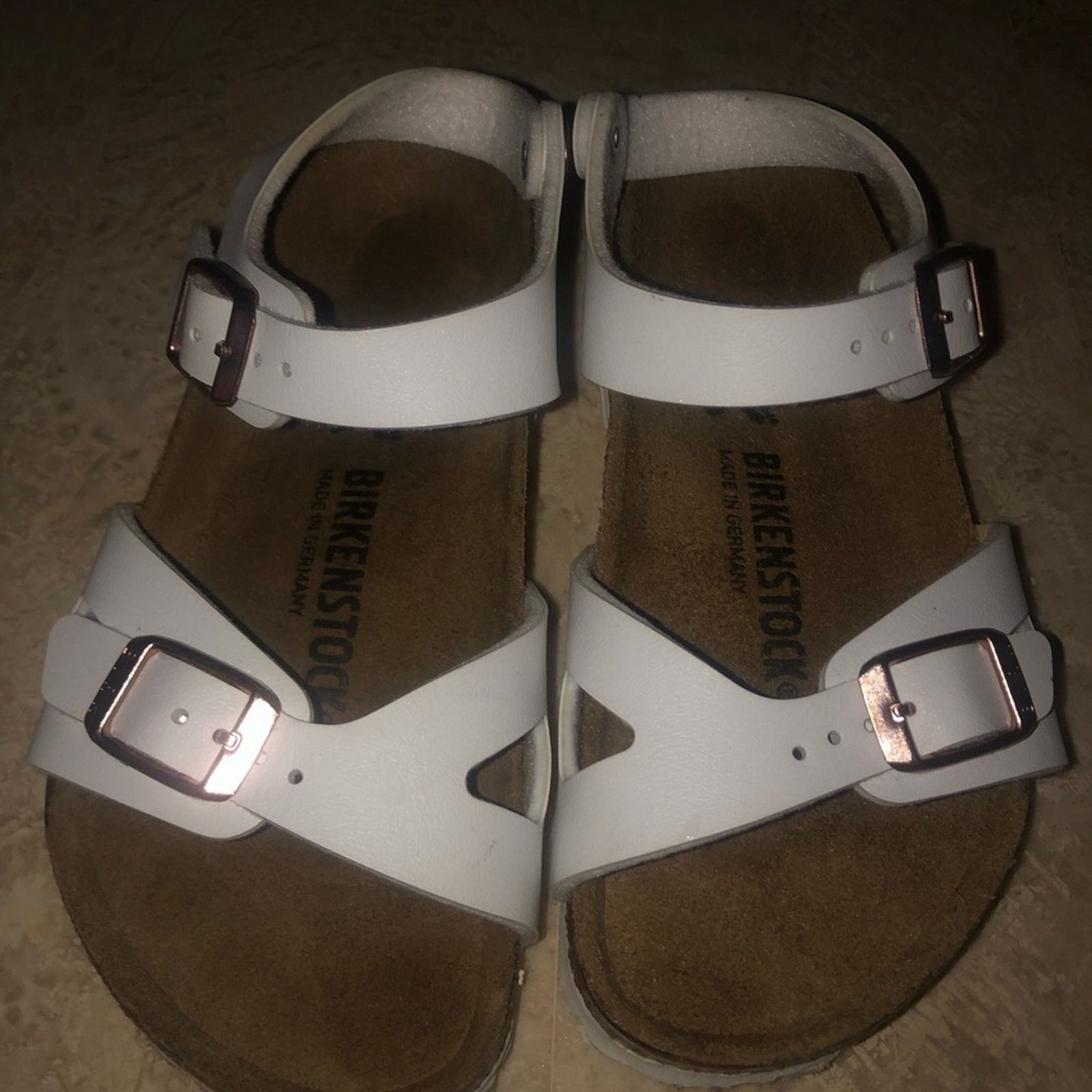 Birkenstock Girls Birkenstock white size 27 (US 10.5) Size US 10.5 / IT 40.5 - 6 Thumbnail