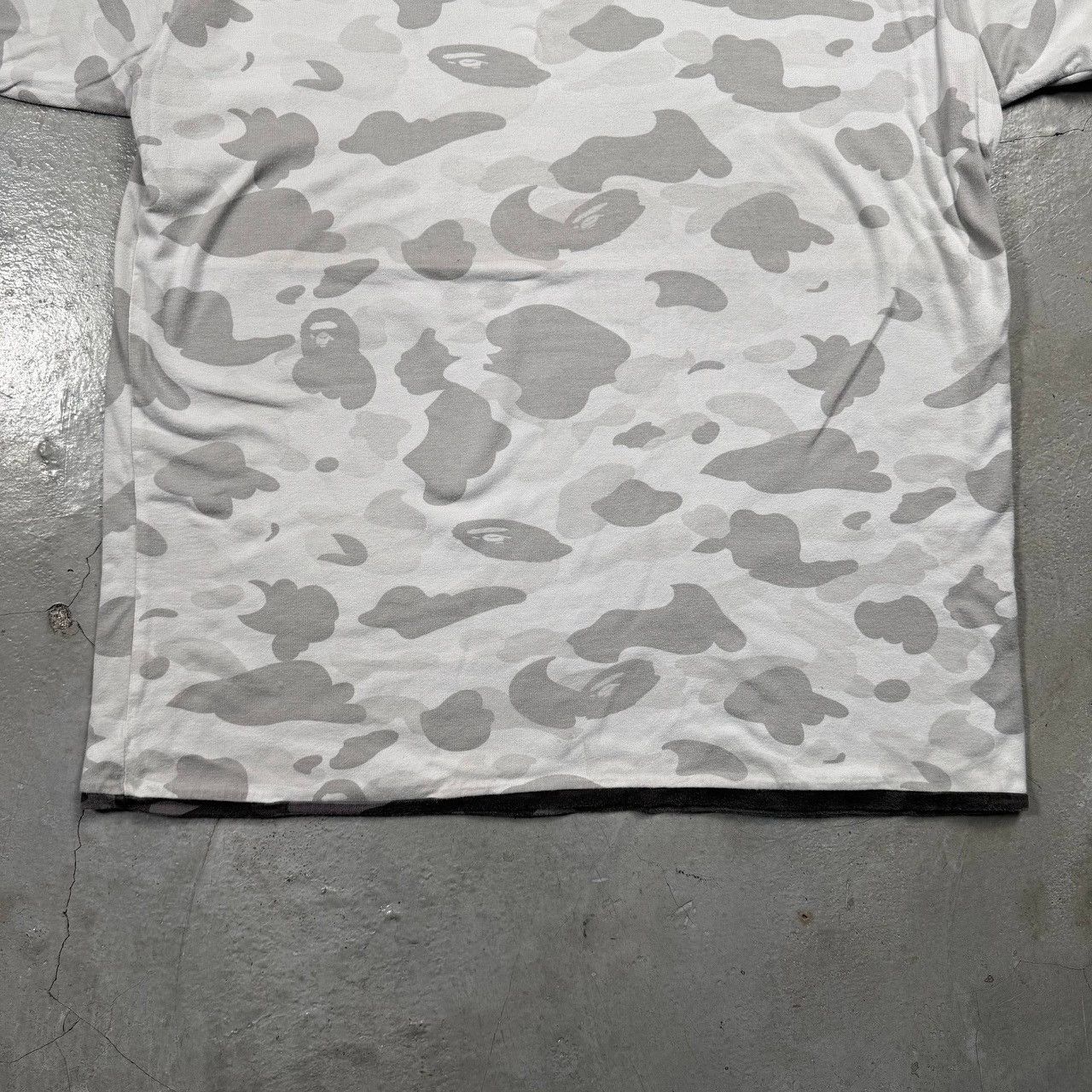 Bape A Bathing Ape (BAPE) Vintage Reversible Camo Tee Size US L / EU 52-54 / 3 - 6 Thumbnail