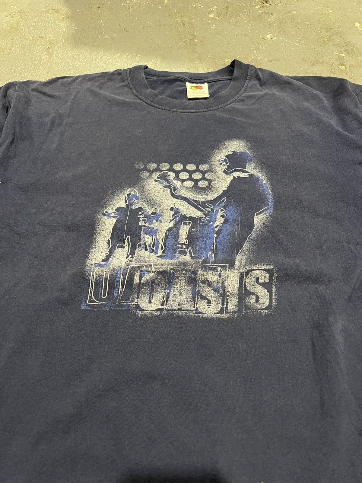 Band Tees OG Oasis tee y2k Size US M / EU 48-50 / 2 - 2 Thumbnail