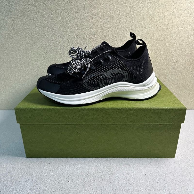Gucci Gucci Run Low-Top Casual Sneakers for Men - Size US 10 / EU 43 - 1 Thumbnail