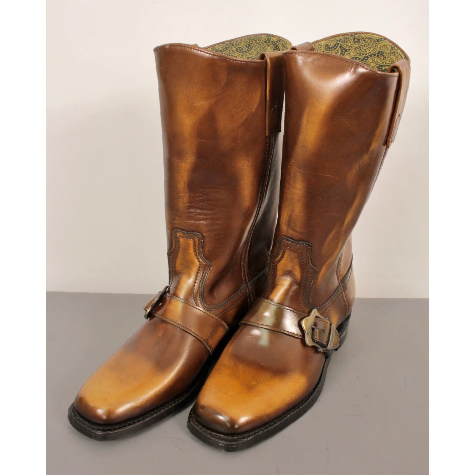 Vintage VINTAGE Men's VTG NOS 60s Shiny Leather Brown Buckle Boots Sz 6.5 D 1960s Texas Boots Mens 6.5 Brown Leather Texas 1960s VTG Shiny Buckle Boots Size US 7 / EU 40 - 2 Thumbnail