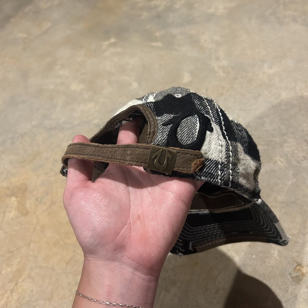True Religion Vintage Y2K True Religion Buddha Distressed Hat 4GSELLER Size ONE SIZE - 6 Thumbnail