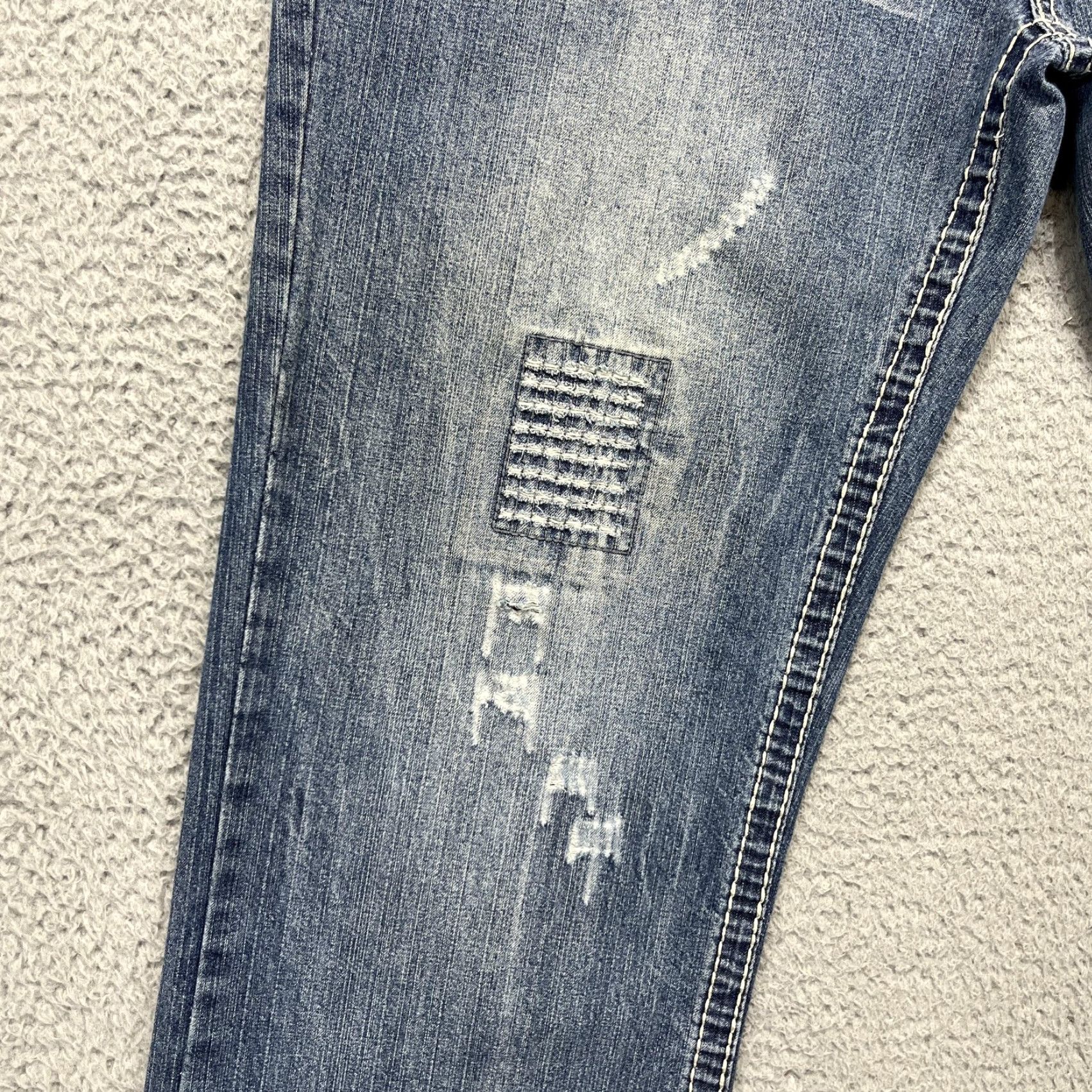 Buckle Black BucklE Black Jeans Mens 36x34 Faded Wash Patchwork Distressed Grunge Straight 5-Pocket Denim Cotton Blue Logo Button Zip Regular Size Type Mens Size US 36 / EU 52 - 4 Thumbnail