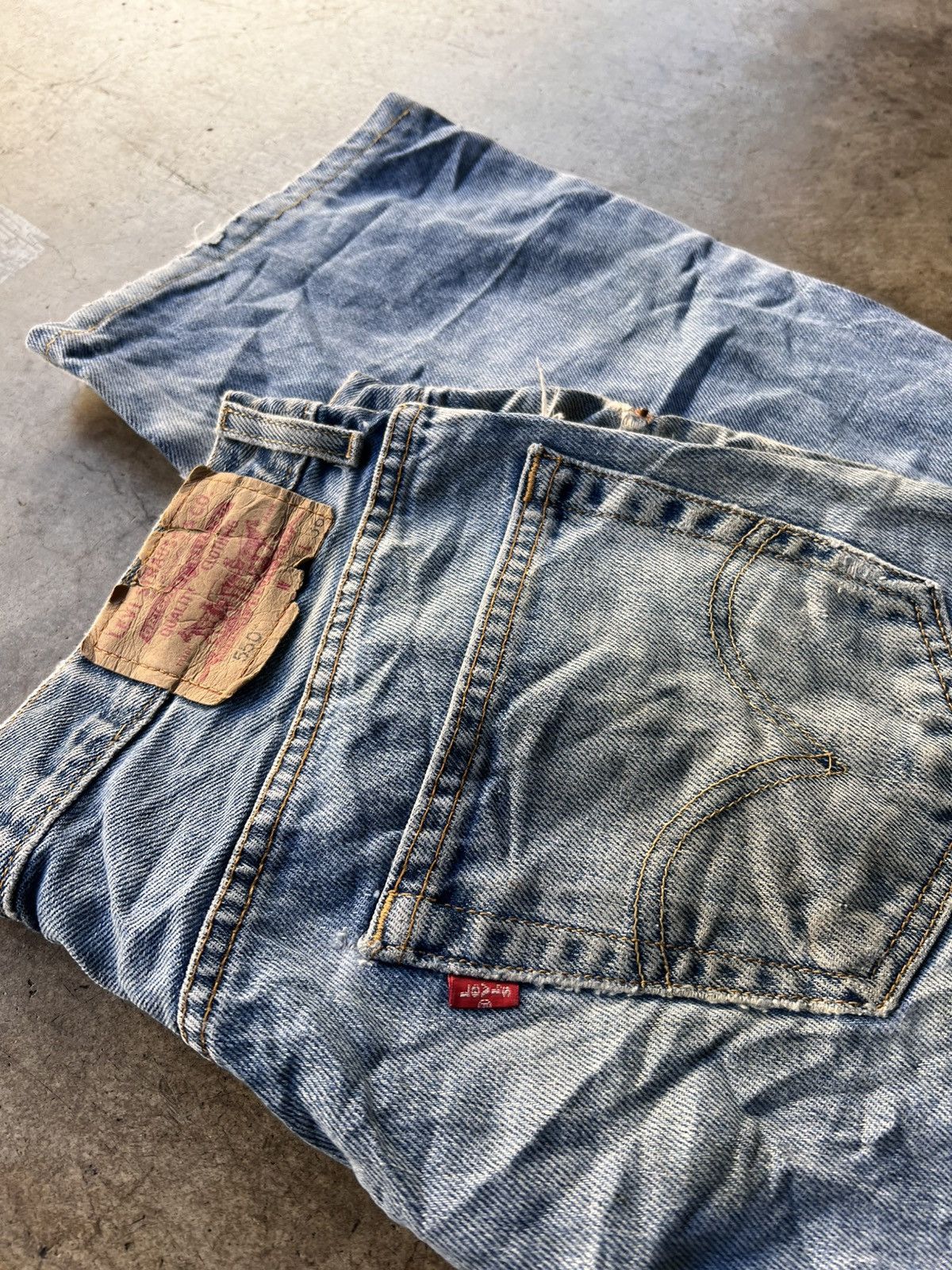 Levi's × Vintage LEVIS 550 DISTRESSTED DENIM Size US 34 / EU 50 - 3 Thumbnail