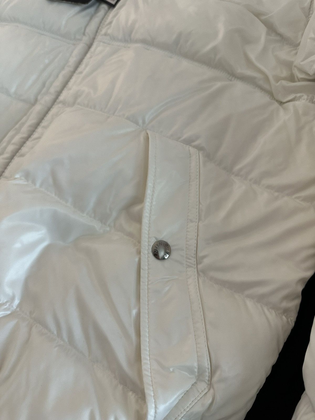 Moncler Moncler Freville Reversible White Silver Down Puffer Jacket Size US L / EU 52-54 / 3 - 5 Thumbnail