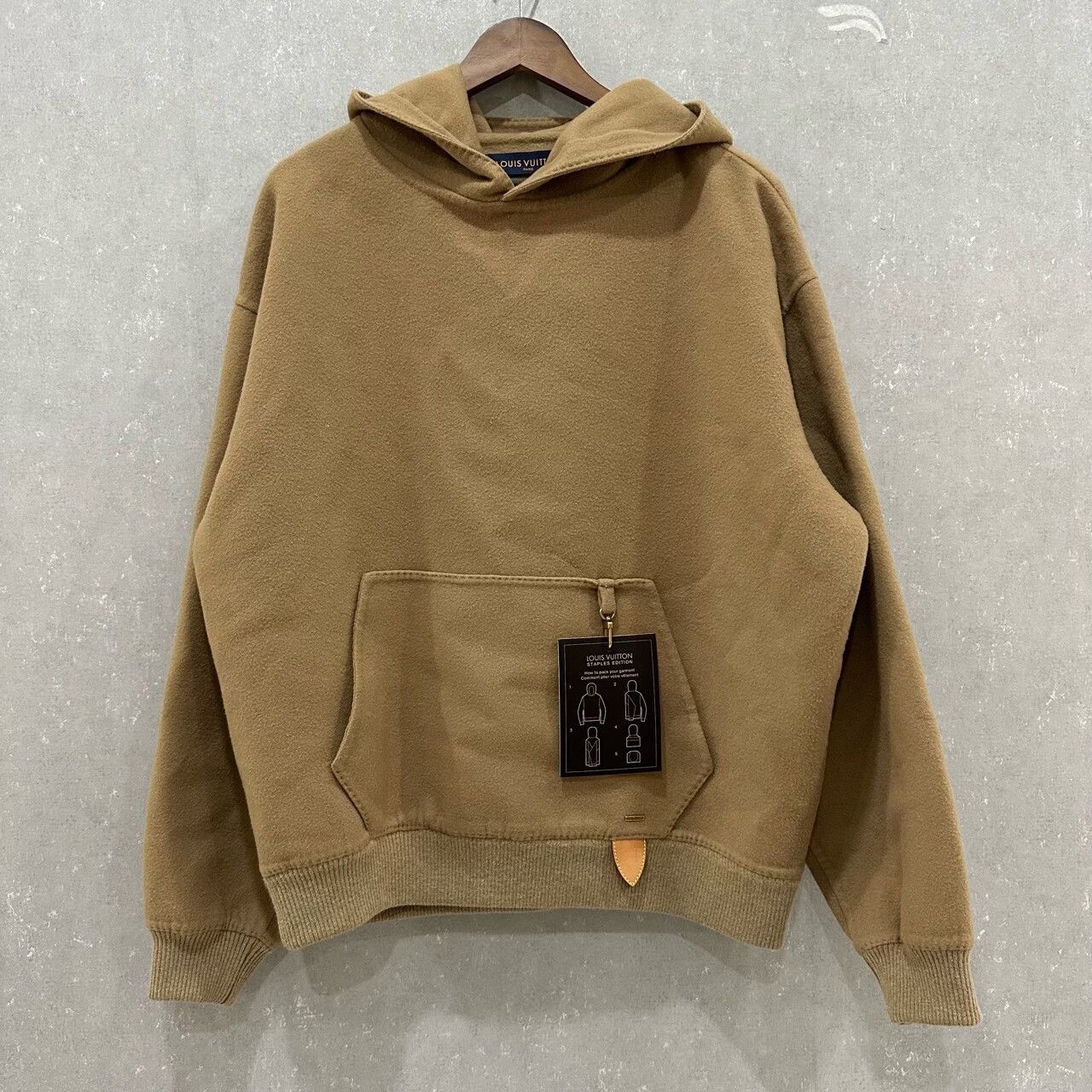 Louis Vuitton Louis Vuitton Cashmere Tag Hoodie Size XS / US 0-2 / IT 36-38 - 1 Thumbnail