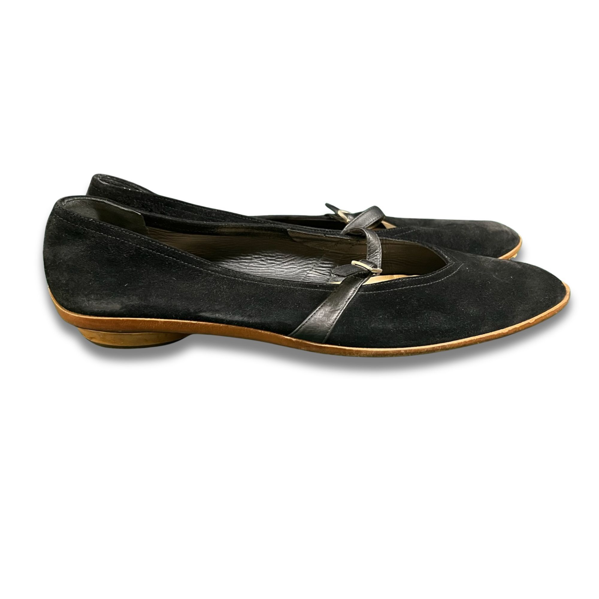 Salvatore Ferragamo FERRAGAMO Audrey Black Suede Flats With Leather Strap Made I Size US 7.5 / IT 37.5 - 5 Thumbnail
