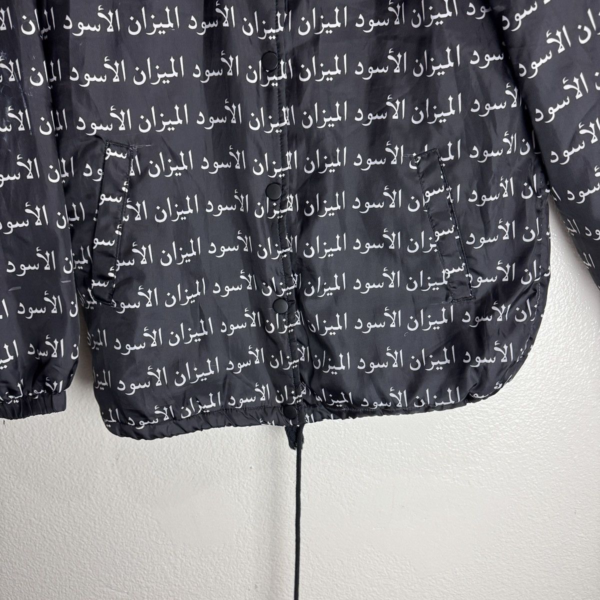 Black Scale Black Scale Vintage Arabic Writing All Over Size XS Size US XS / EU 42 / 0 - 2 Thumbnail