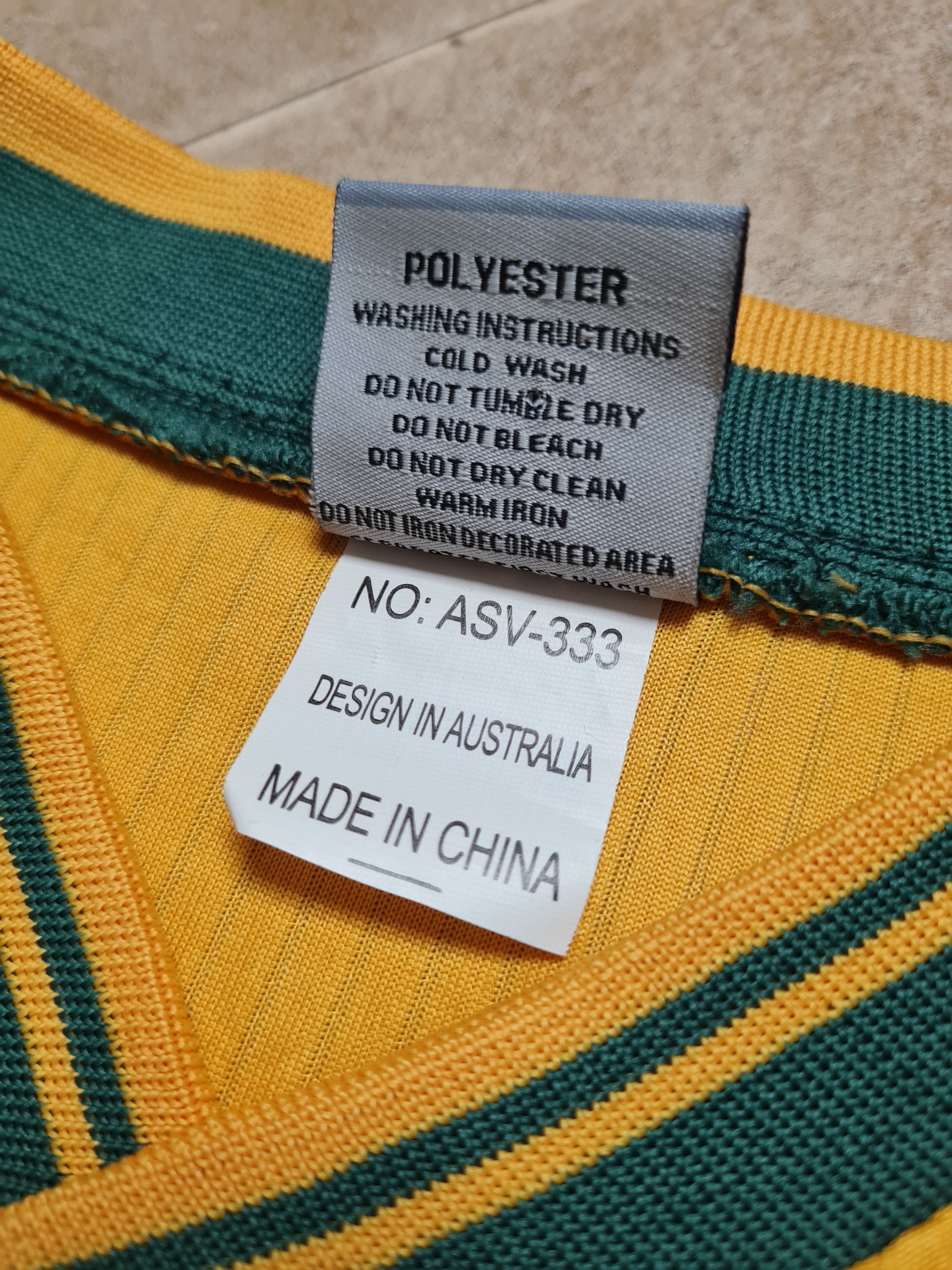 Other Jersey Australia National Football Mens Soccer Team Size L Size US L / EU 52-54 / 3 - 8 Thumbnail