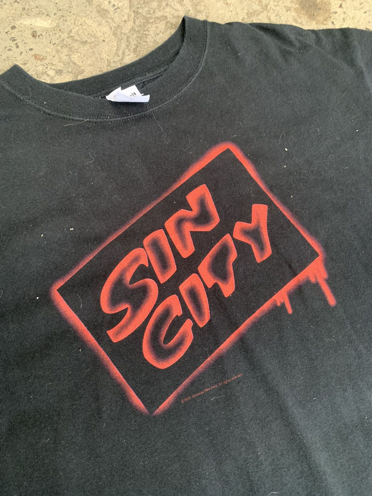 Vintage Vintage sin city movie promo T shirt Size US L / EU 52-54 / 3 - 2 Thumbnail