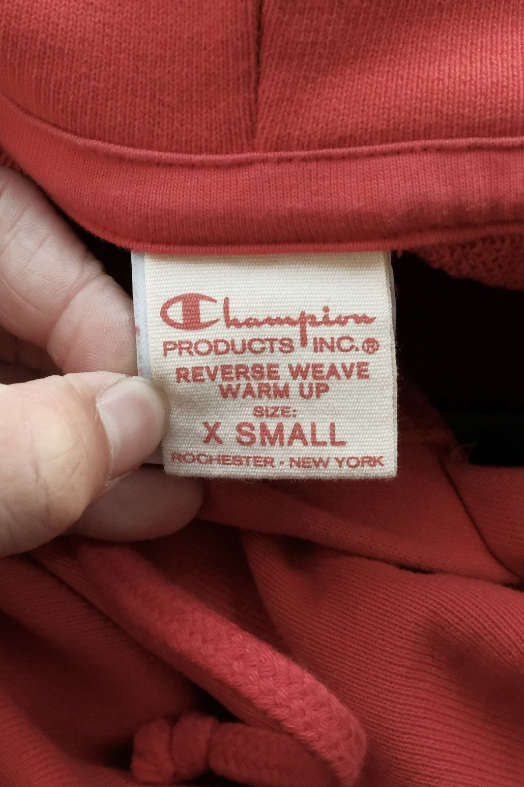 Champion × Vetements Red Vetements Cutout Hoodie x Champion Size US XS / EU 42 / 0 - 5 Thumbnail