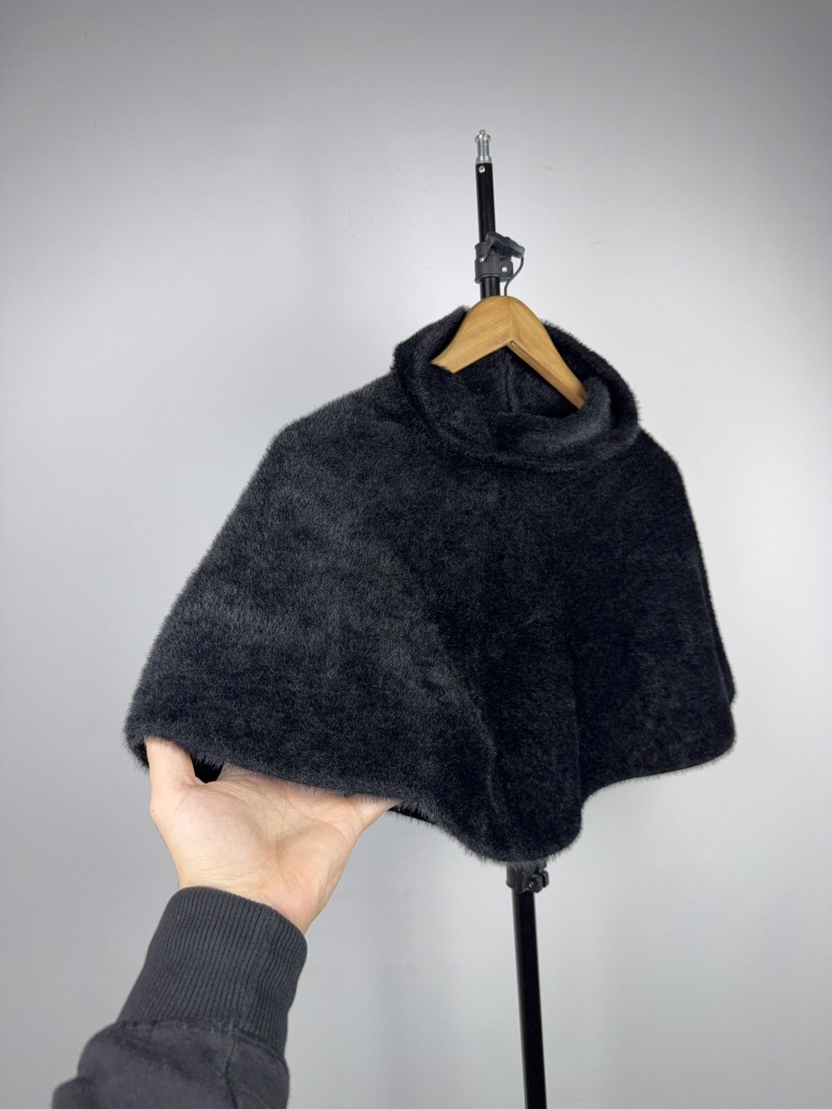 Japanese Brand Retro Fuzzy Knit Turtleneck Poncho Cape Sweater Charcoal Size ONE SIZE - 2 Thumbnail