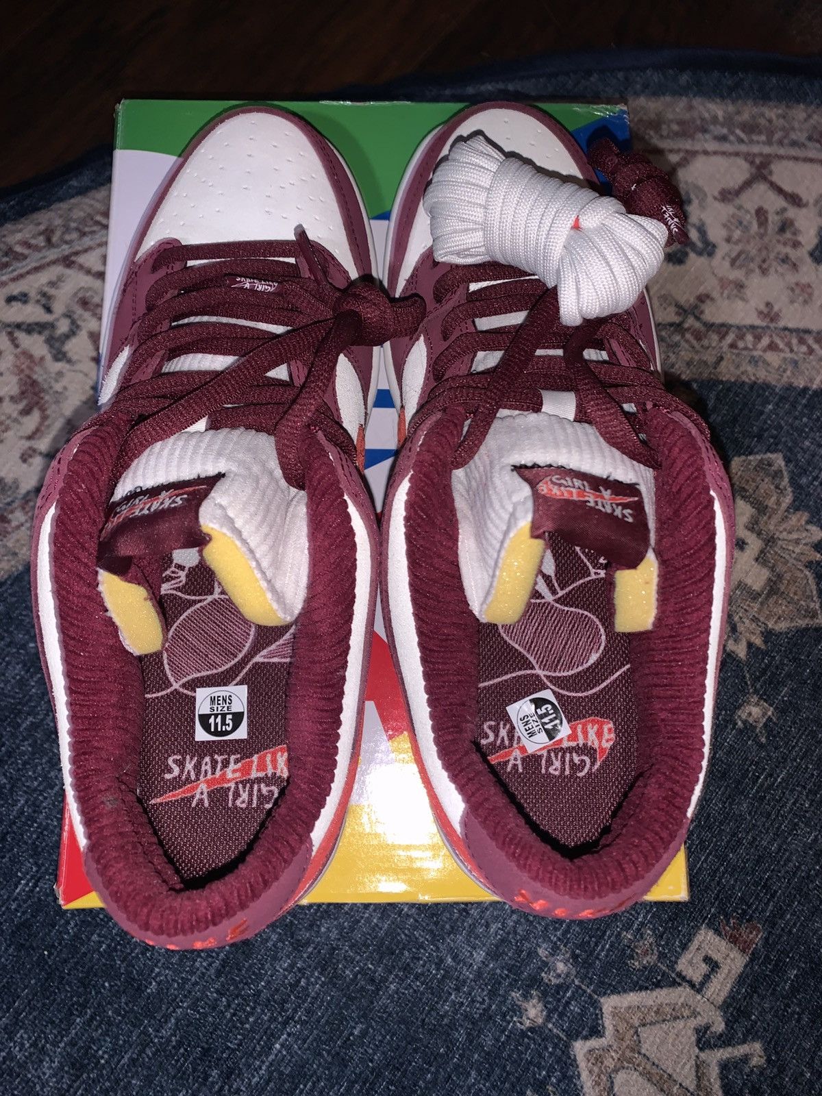 Nike 2022 Nike Sb Dunk Low Skate Like A Girl Size US 11.5 / EU 44-45 - 11 Thumbnail