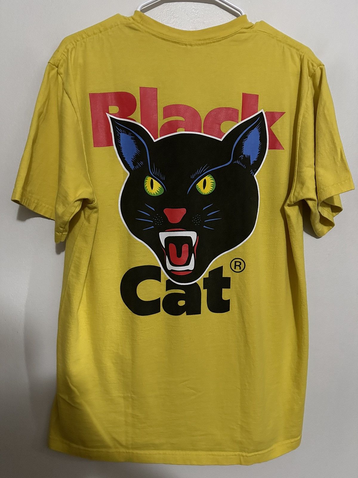 Black Cat イエロー Tシャツ　シュプリーム　ブラックキャット　花火 Supreme Black Cat Tee (SS24) Yellow Men's - US