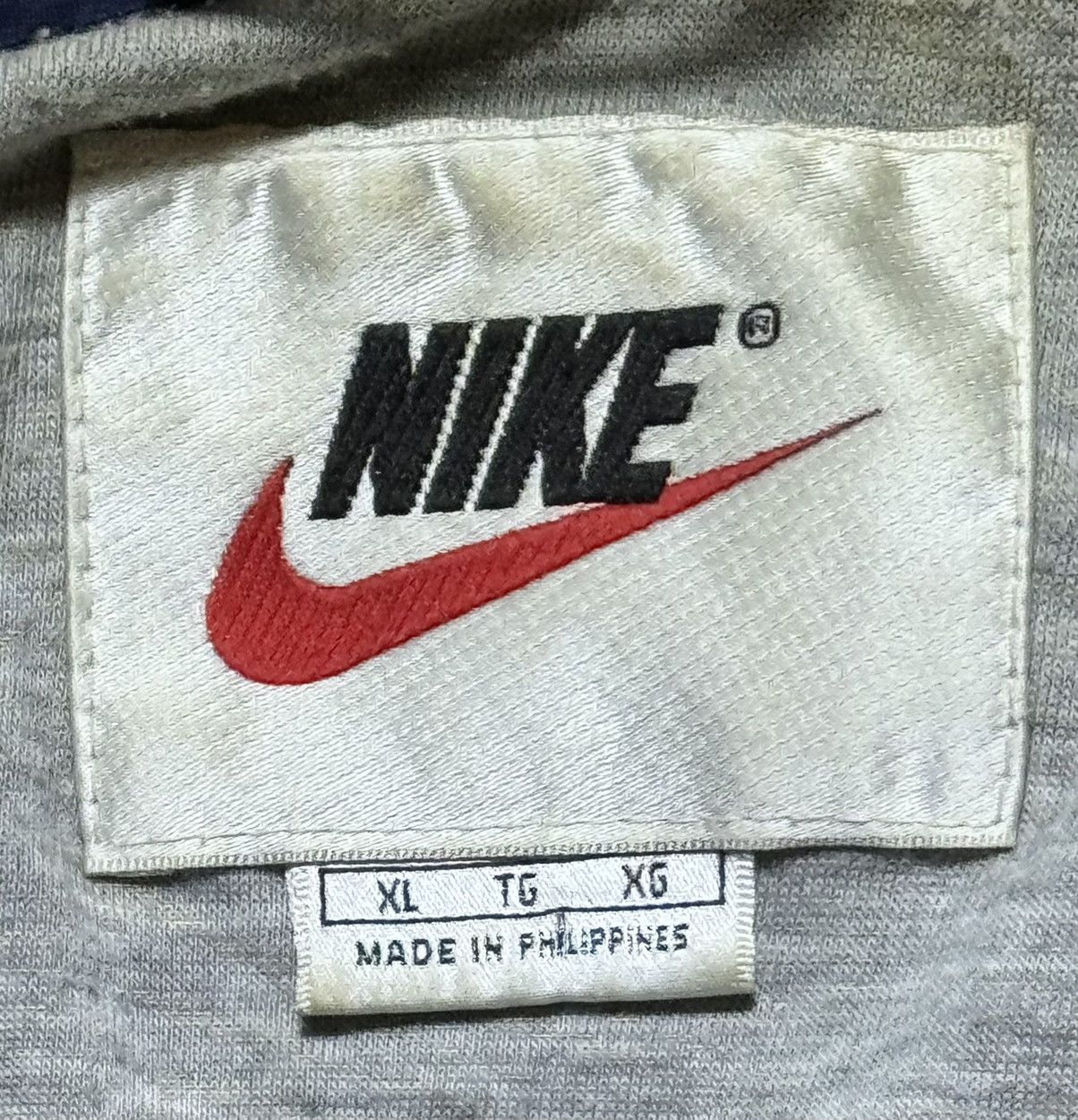 Nike × Vintage Vintage Nike UVA Virginia Cavaliers Basketball Jacket sz XL Size US XL / EU 56 / 4 - 11 Thumbnail