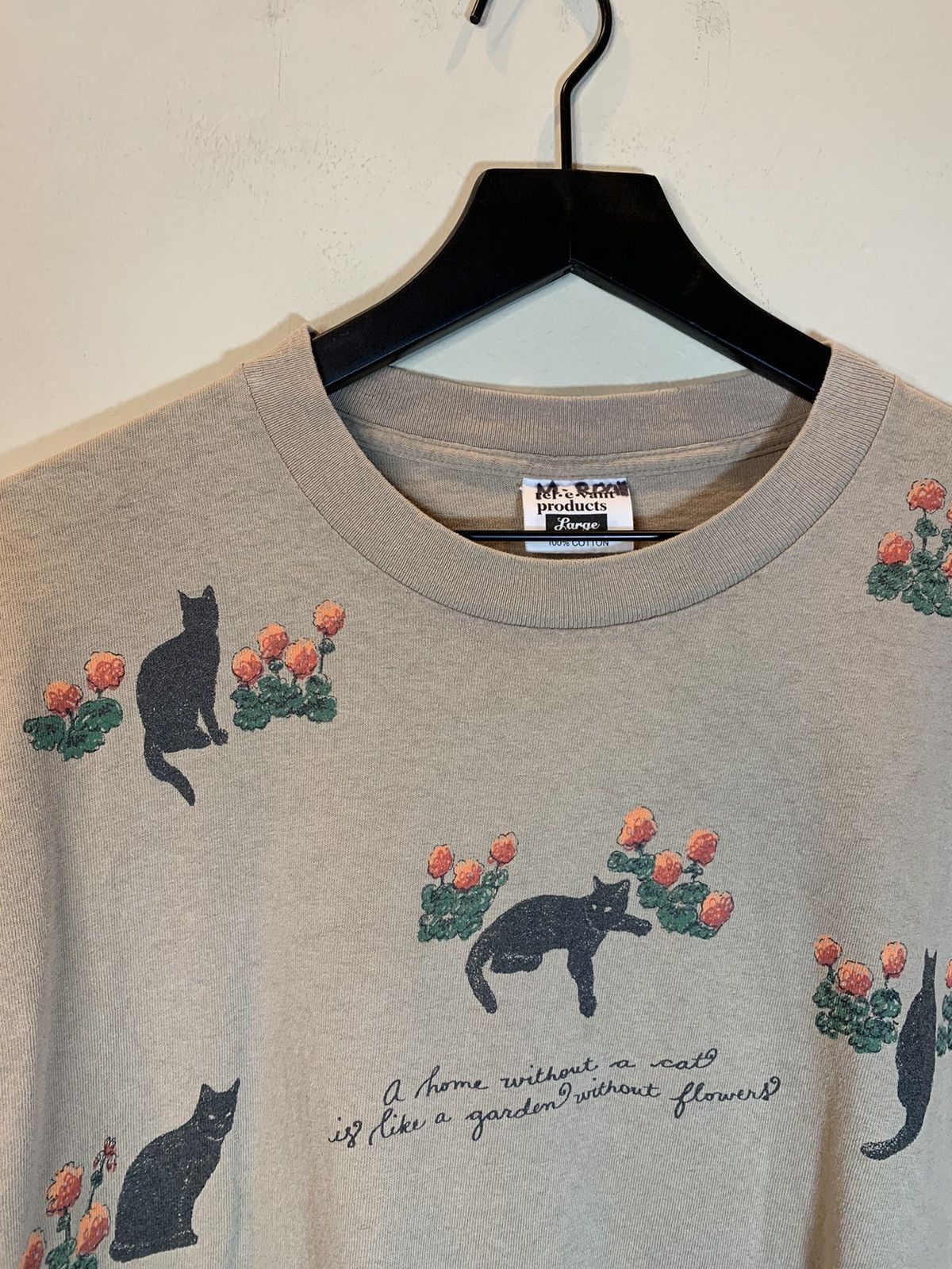Vintage *RARE* Vintage 90s Cat Flowers Art AOP Single Stitch T-Shirt Size US L / EU 52-54 / 3 - 3 Thumbnail