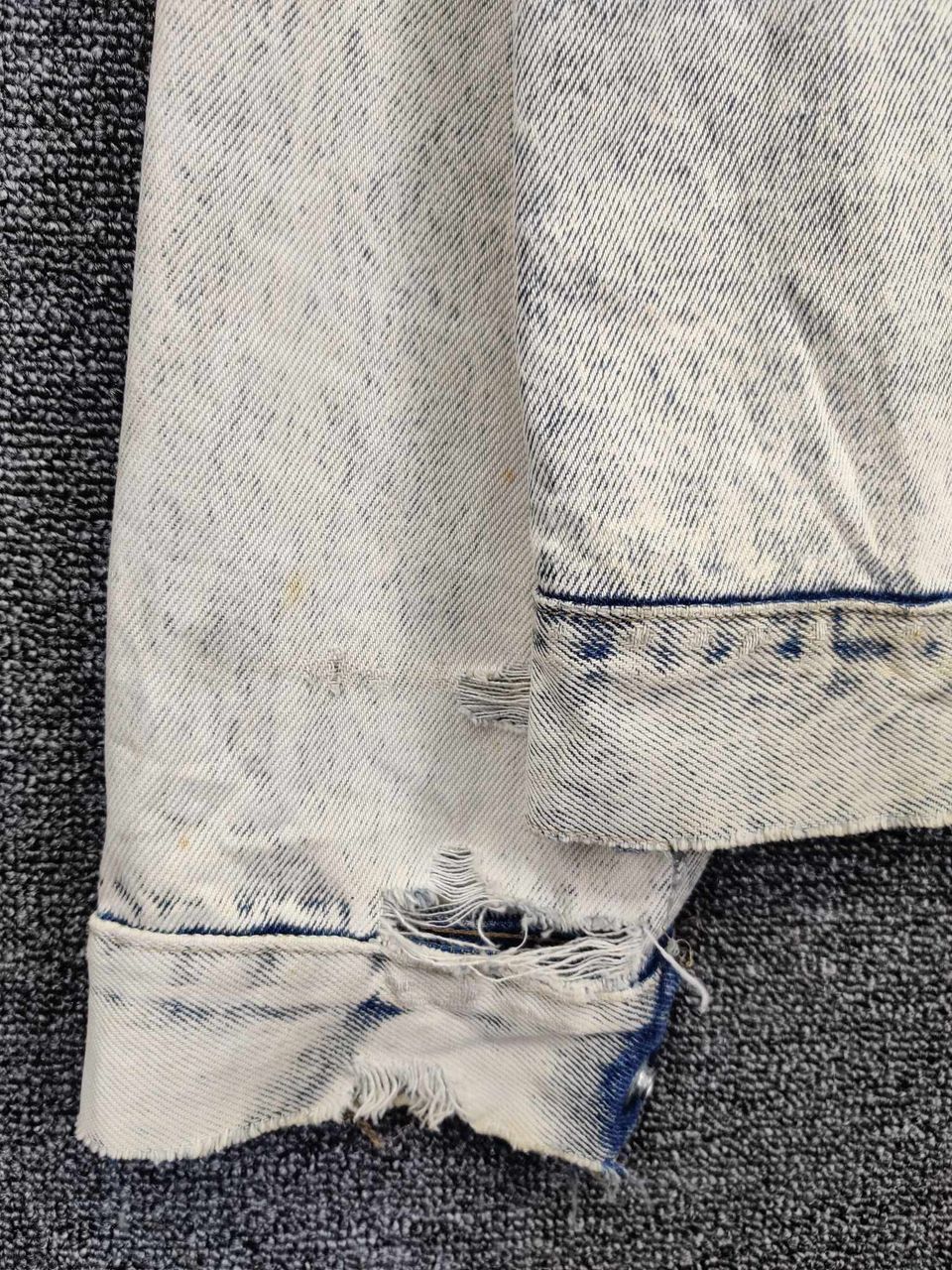 Wrangler Vintage Thrashed 90s Wrangler Acid Wash Denim Trucker Jacket Size US M / EU 48-50 / 2 - 4 Thumbnail