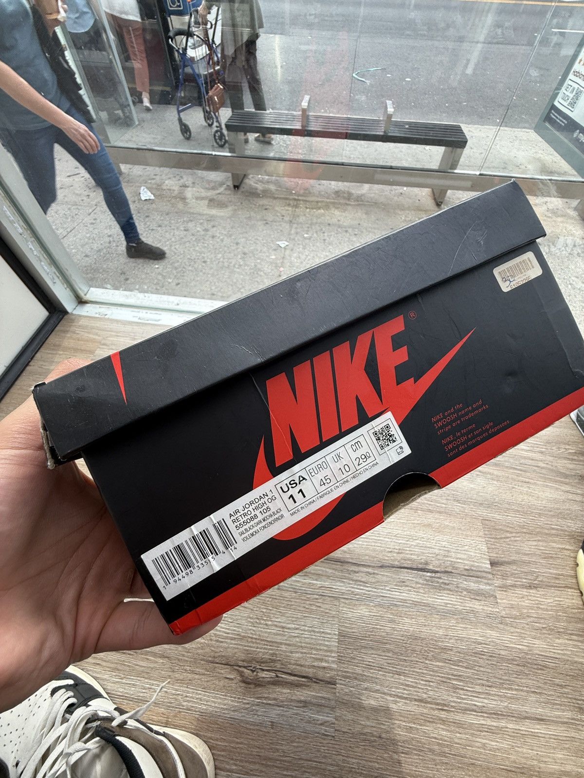 Jordan Brand Air Jordan Mocha 1 Highs Size US 11 / EU 44 - 6 Thumbnail