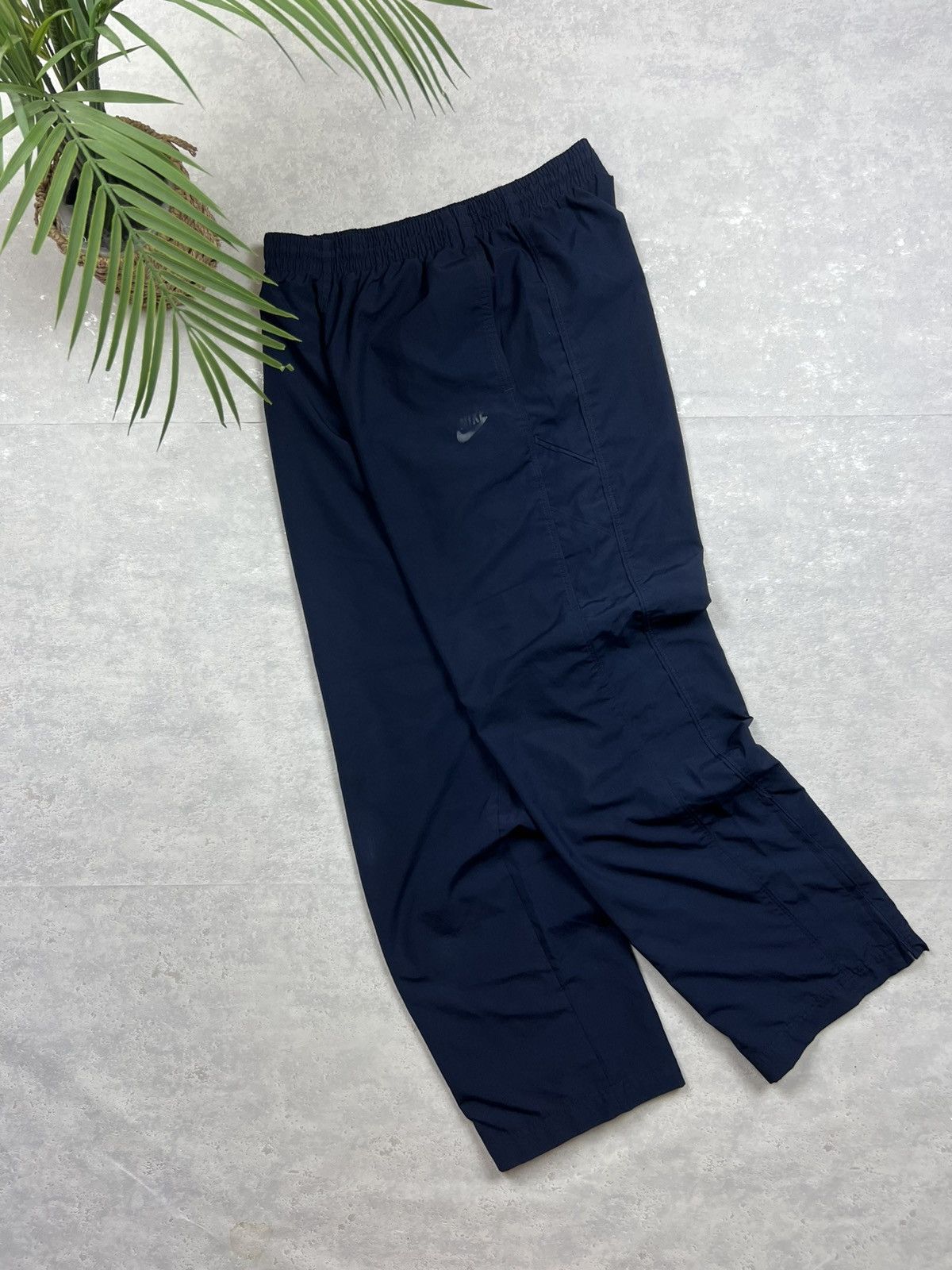 Nike 00s Nike Retro Logo Vintage Gorpcore Baggy Parachute Pants Size US 32 / EU 48 - 2 Thumbnail