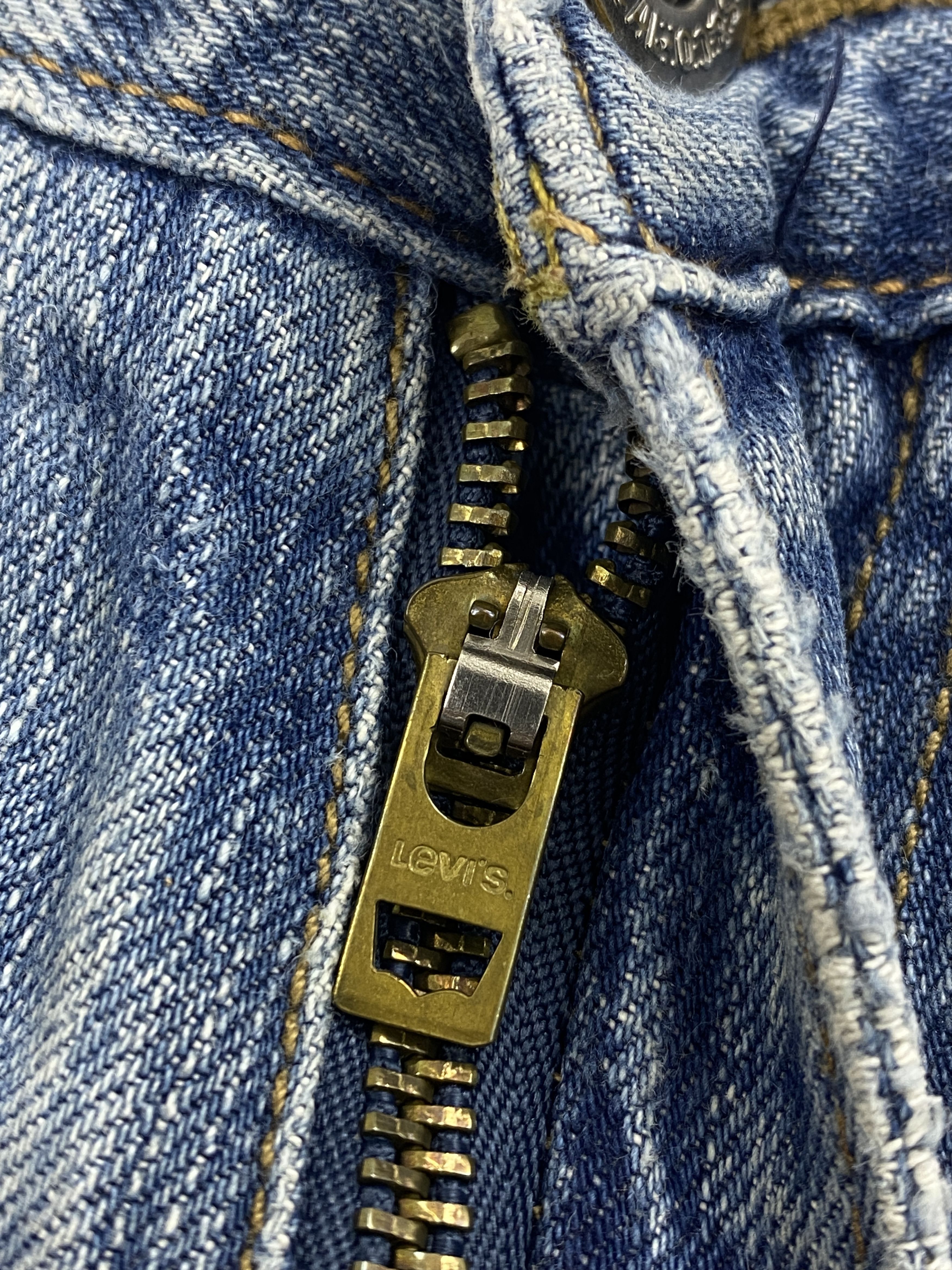 Levi's × Vintage Faded Blue Vintage Levi's 527 Low Bootcut Jeans Size US 31 - 12 Thumbnail