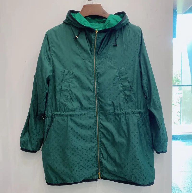 Louis Vuitton Louis Vuitton Green Women's Windbreaker 0089 Size M / US 6-8 / IT 42-44 - 1 Thumbnail